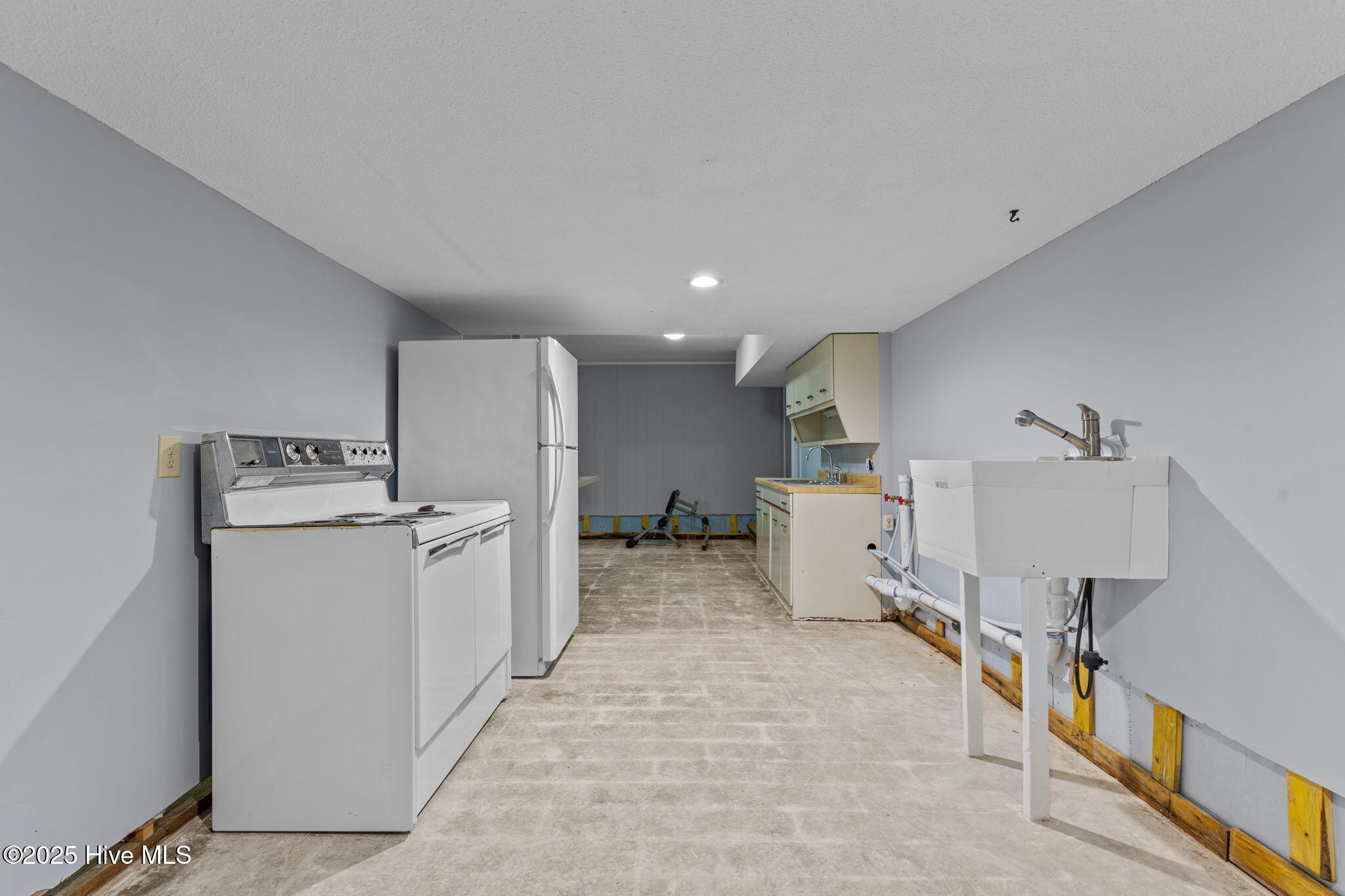 241 Hight Road