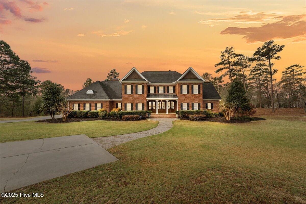 549 Grande Pines Vista