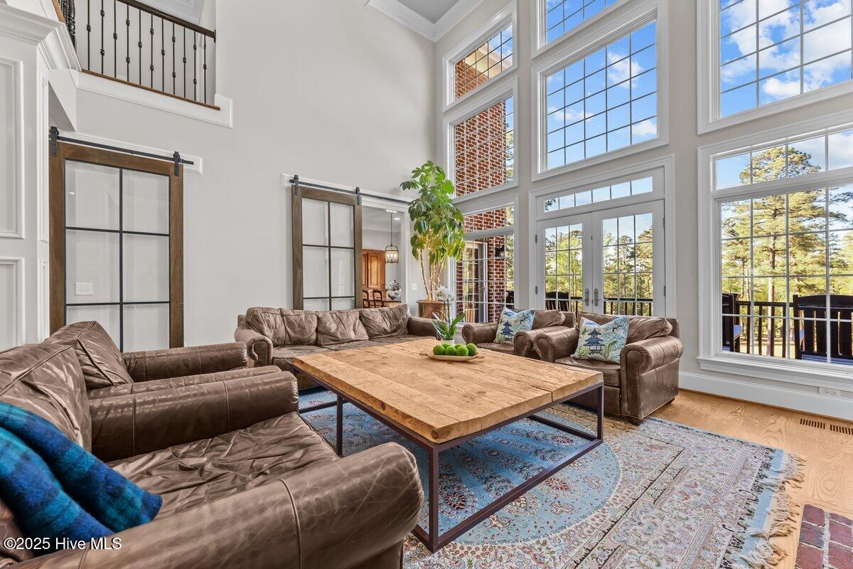 549 Grande Pines Vista