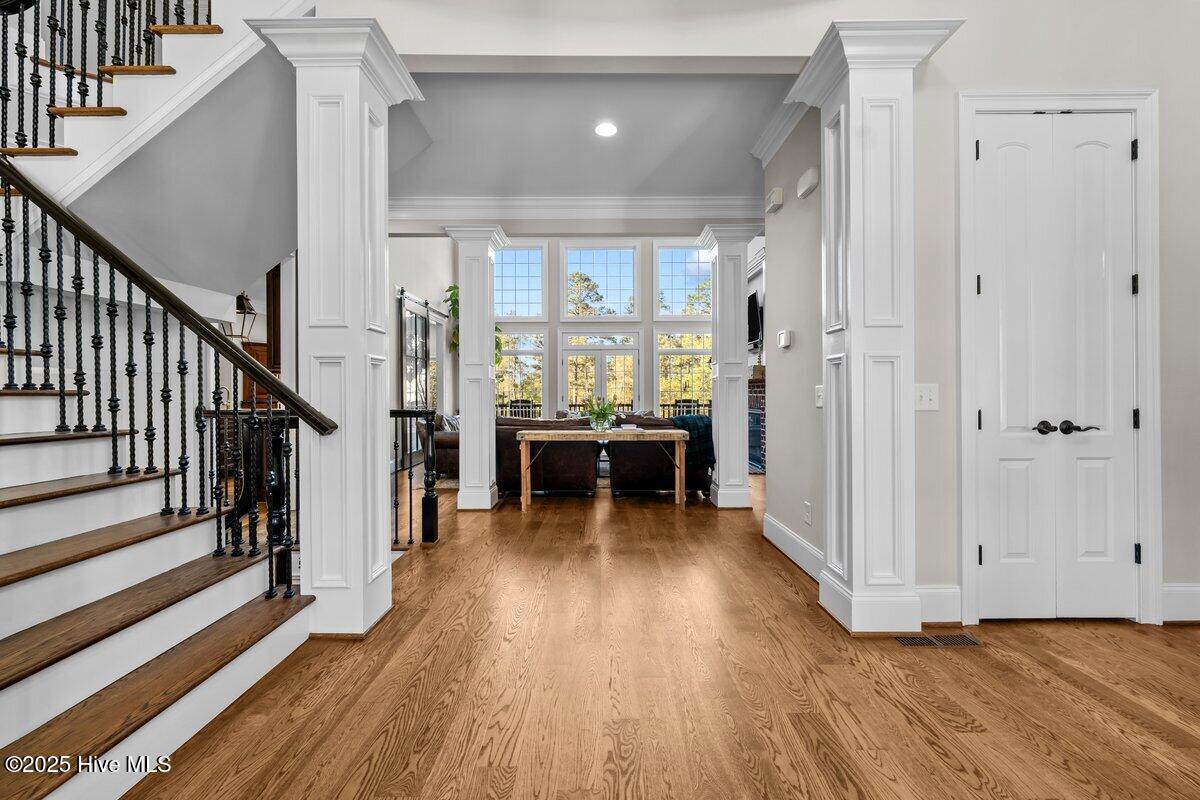 549 Grande Pines Vista