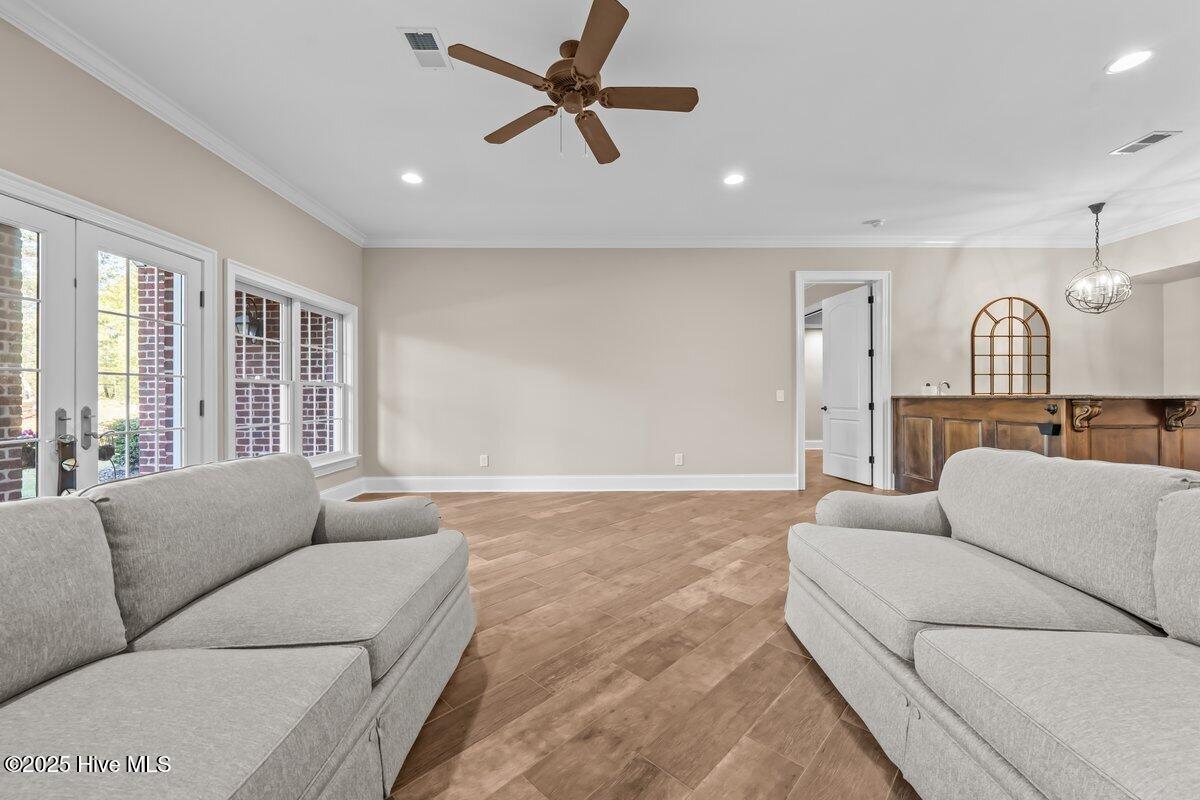 549 Grande Pines Vista