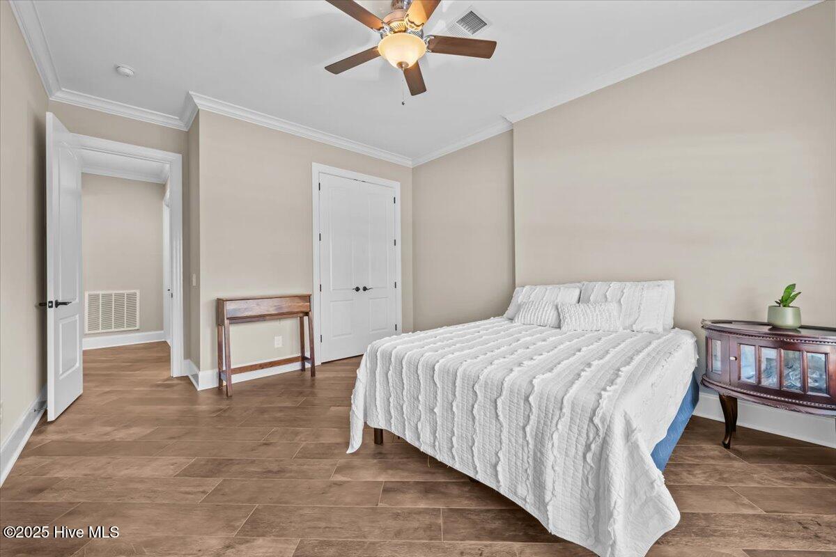 549 Grande Pines Vista