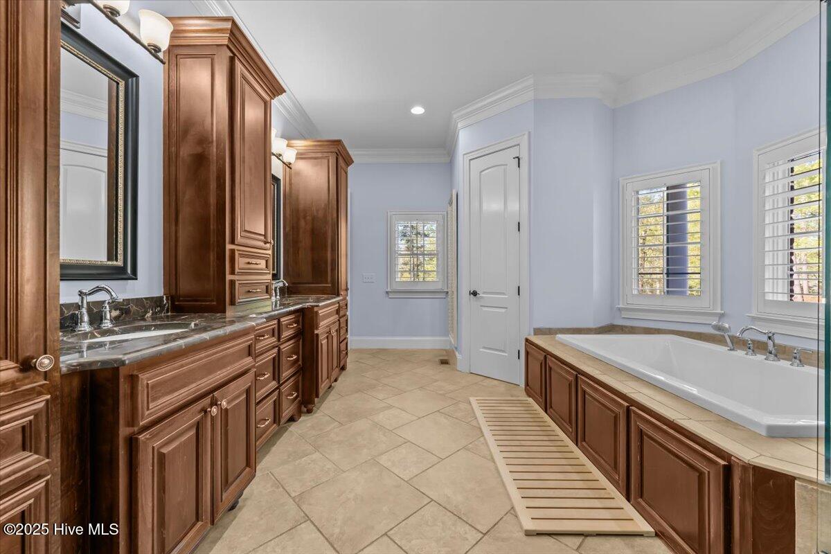 549 Grande Pines Vista