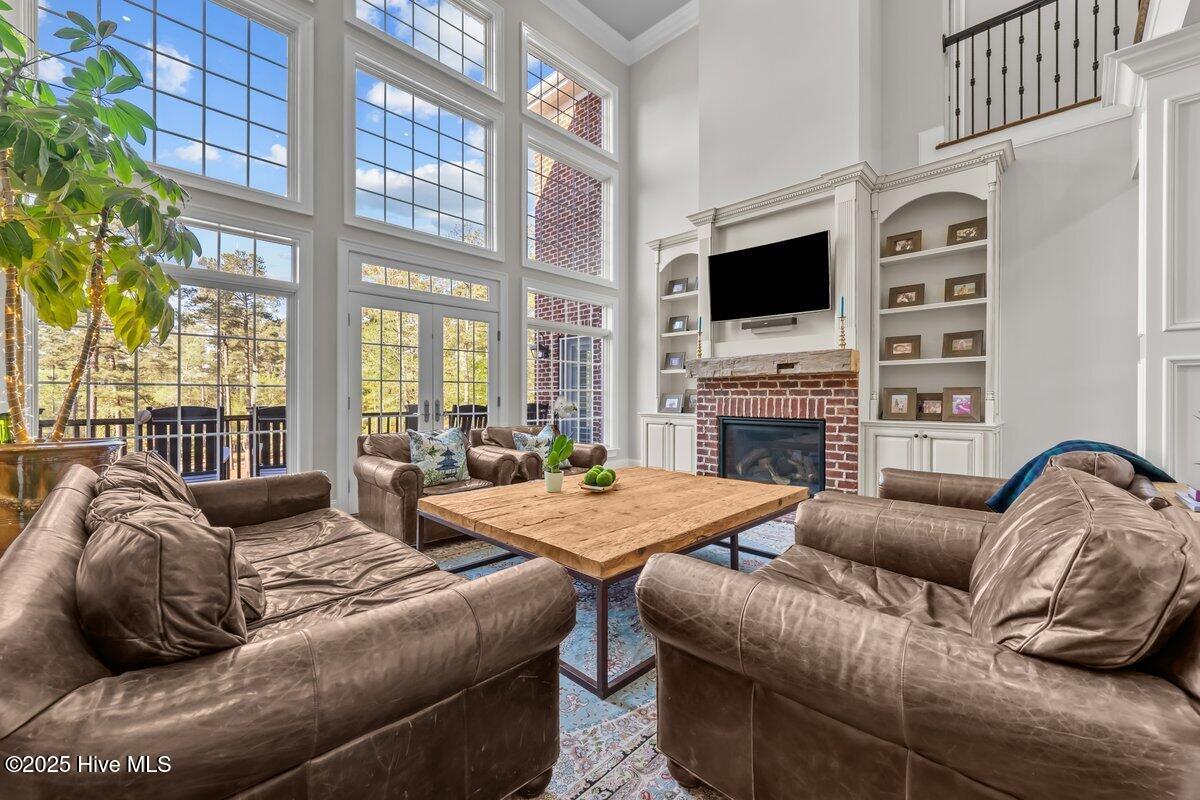 549 Grande Pines Vista