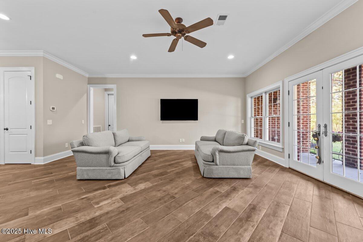 549 Grande Pines Vista