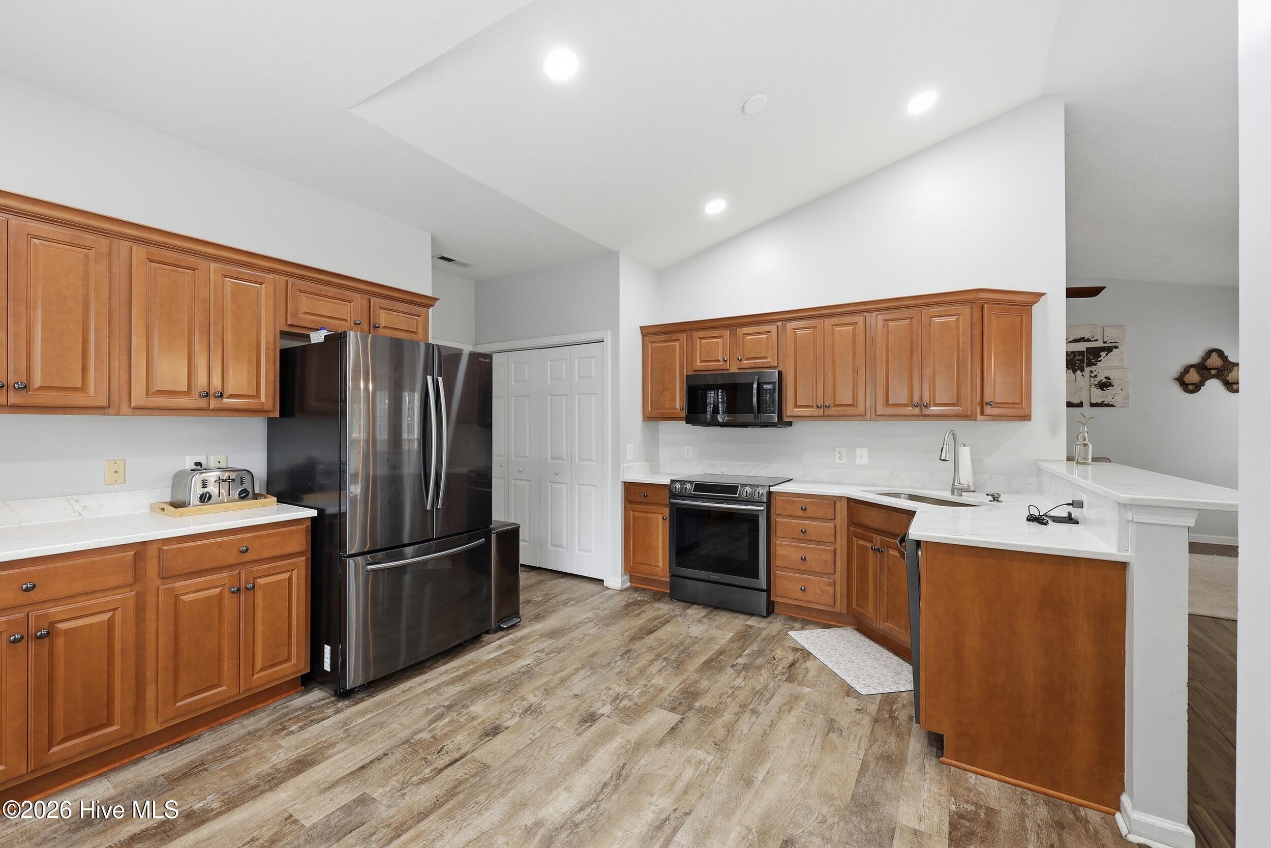115 Grosbeak Court