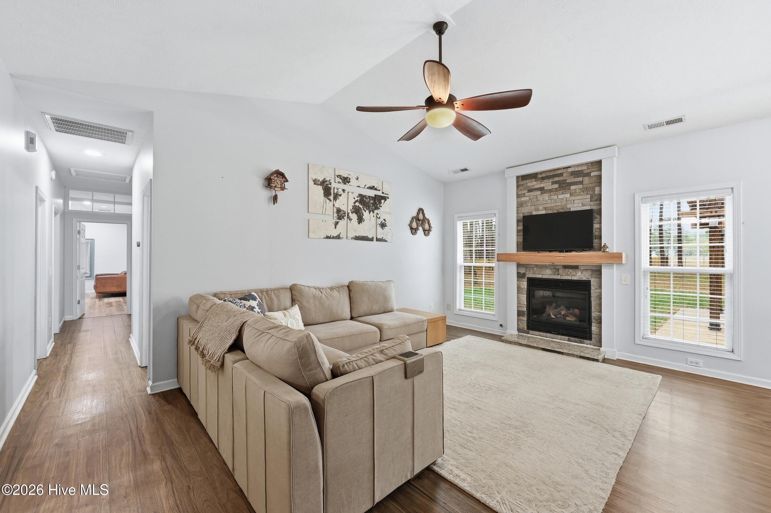 115 Grosbeak Court