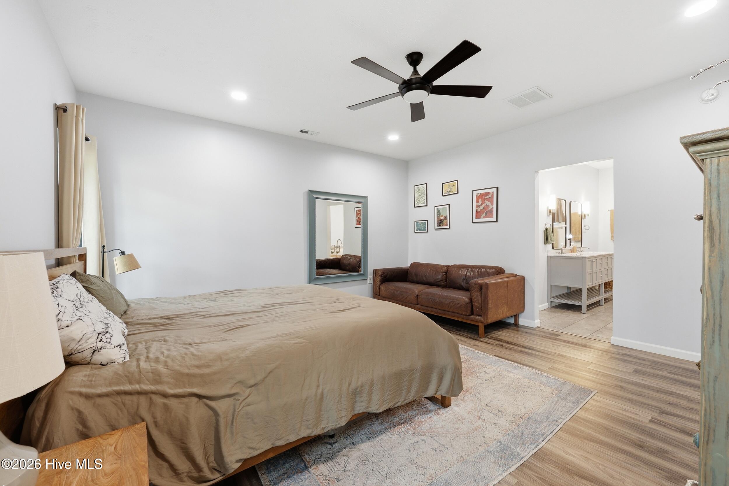 115 Grosbeak Court