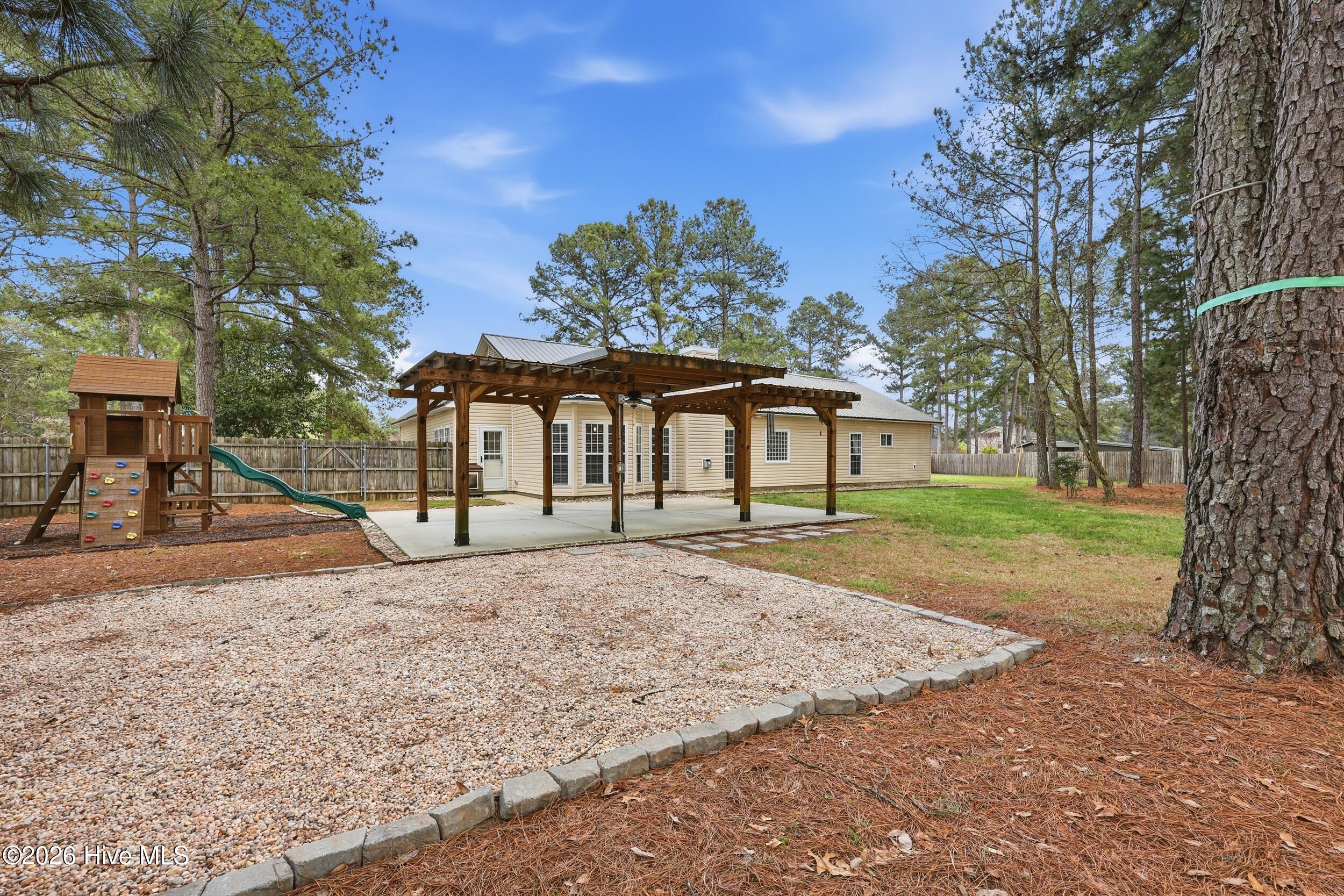 115 Grosbeak Court