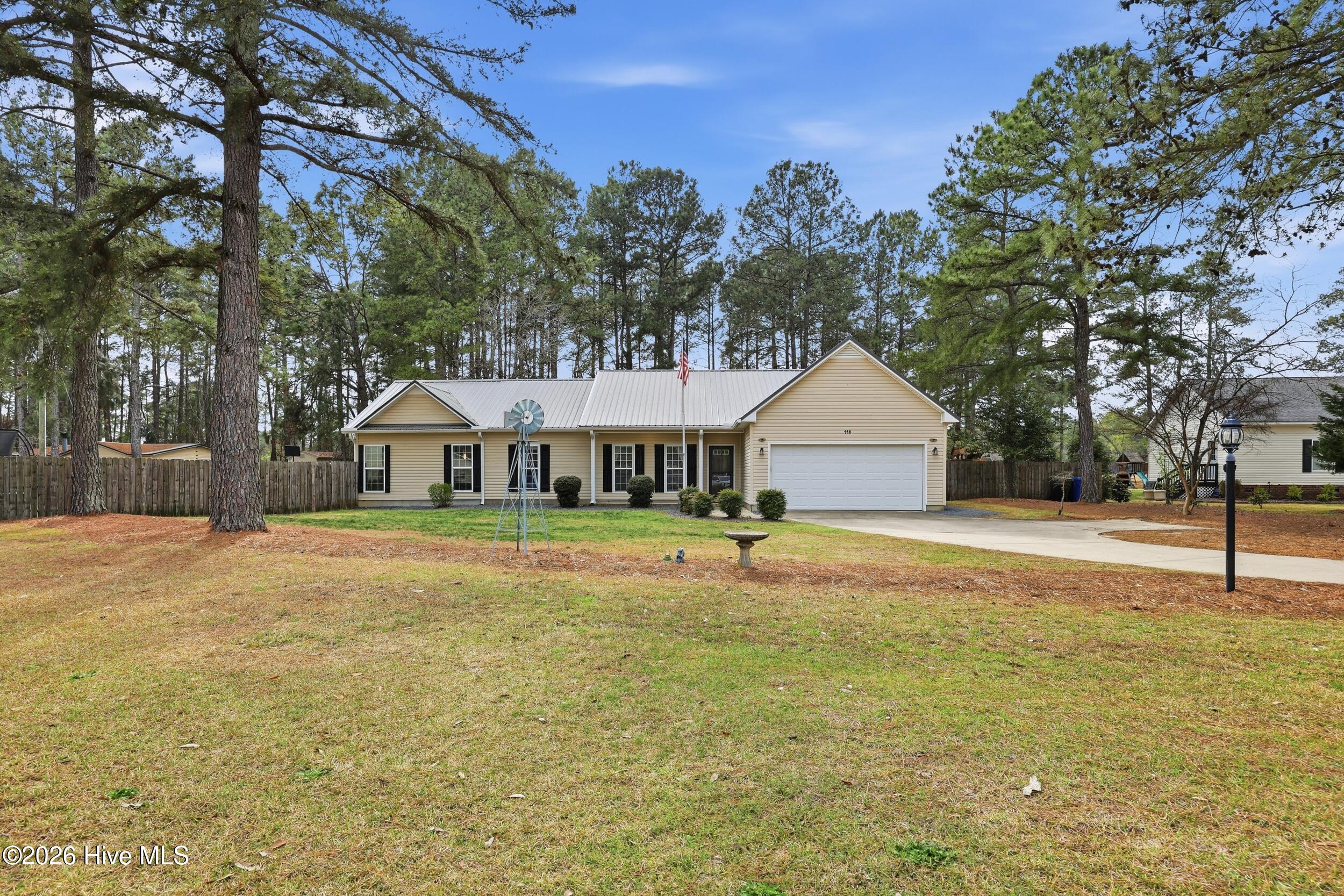 115 Grosbeak Court