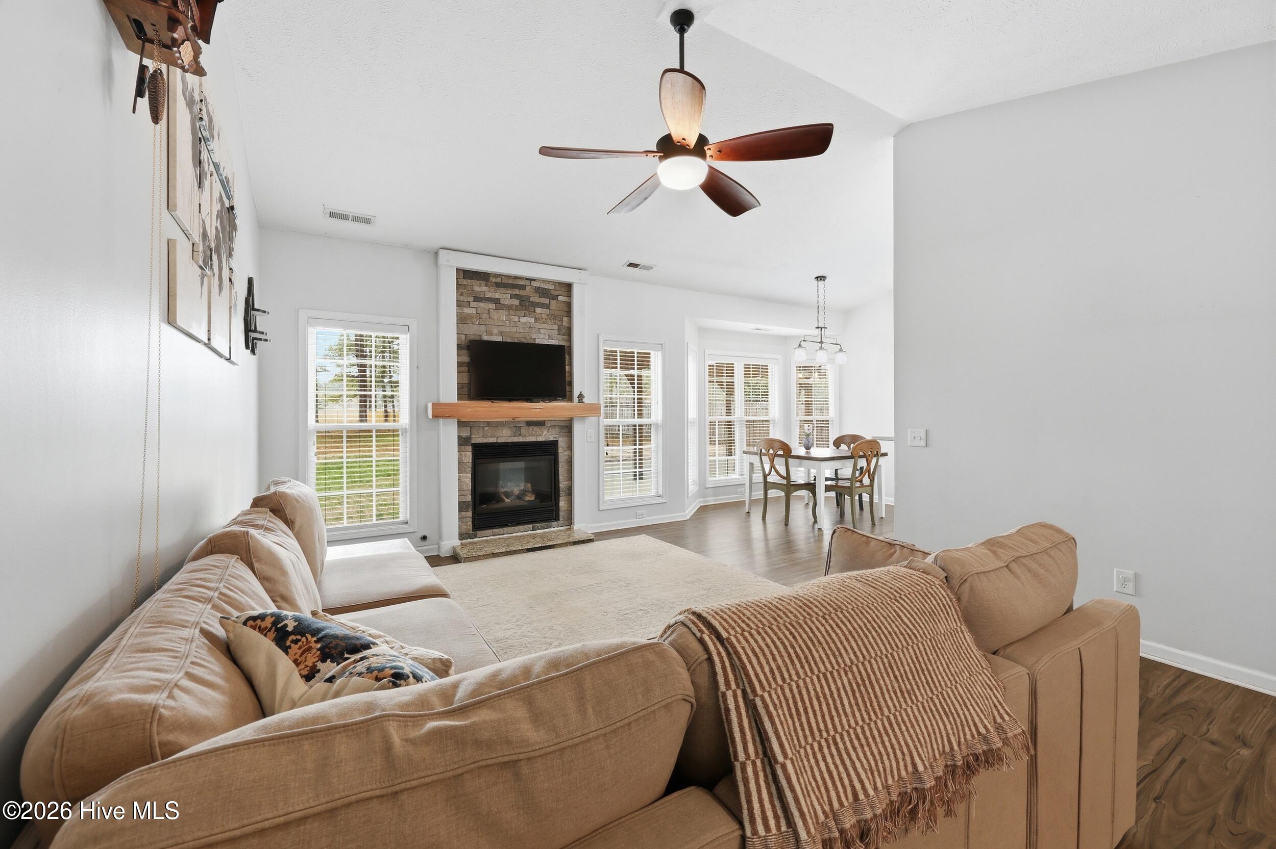 115 Grosbeak Court