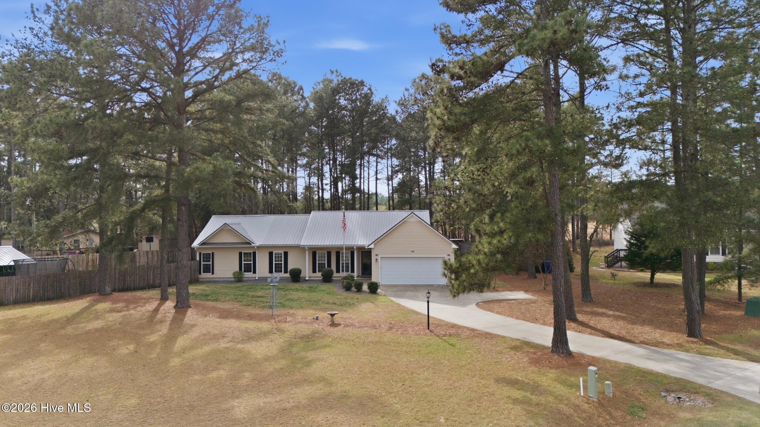 115 Grosbeak Court