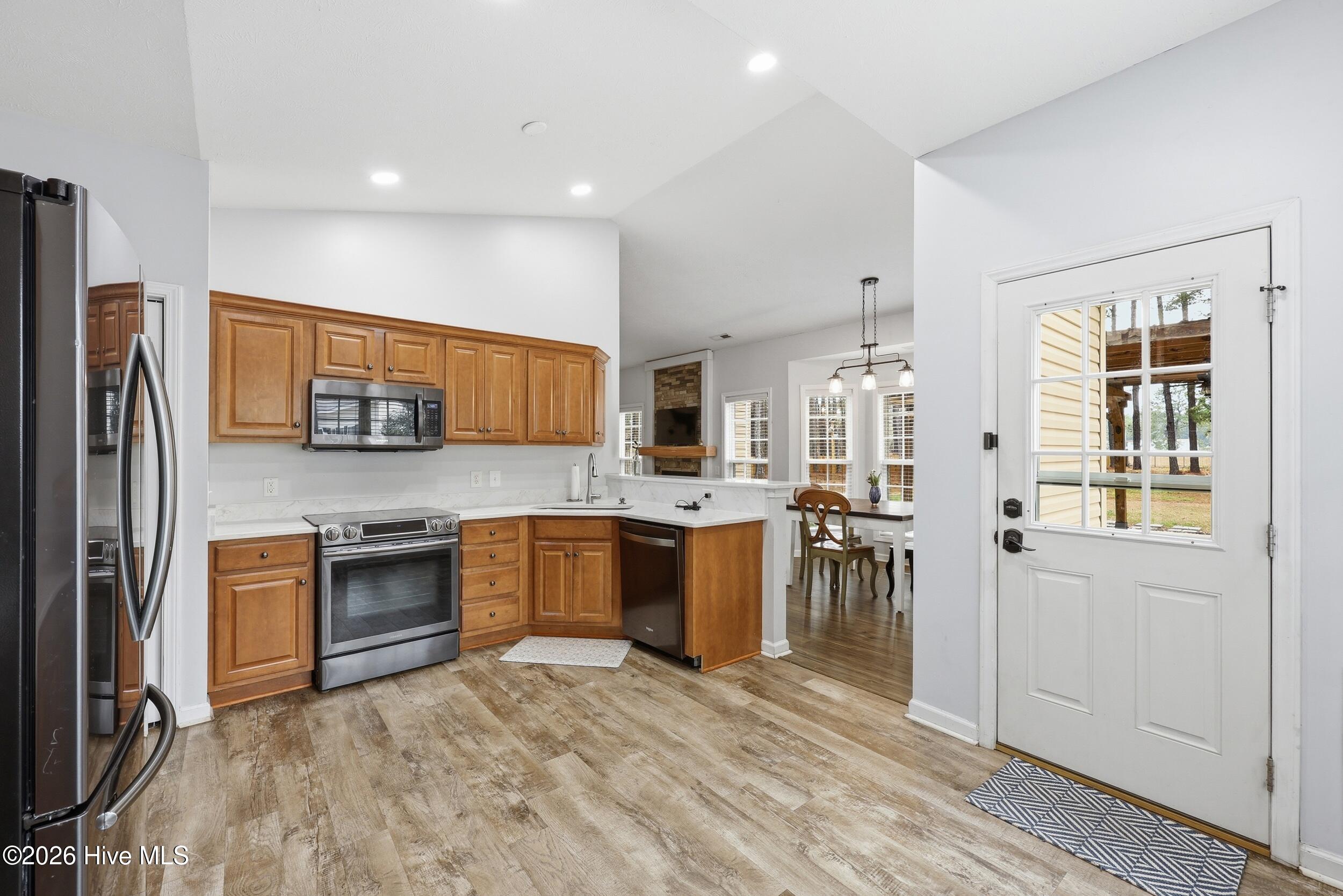 115 Grosbeak Court