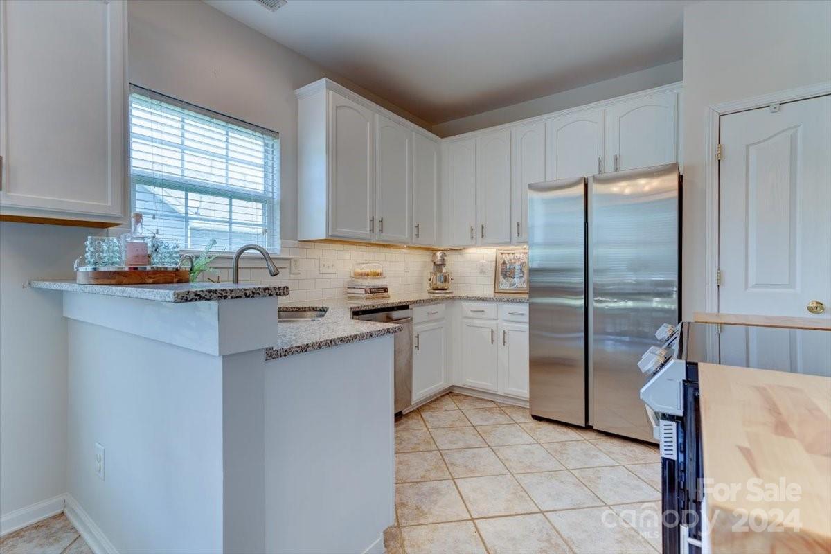 1109 Steele Meadows Drive Unit: 18