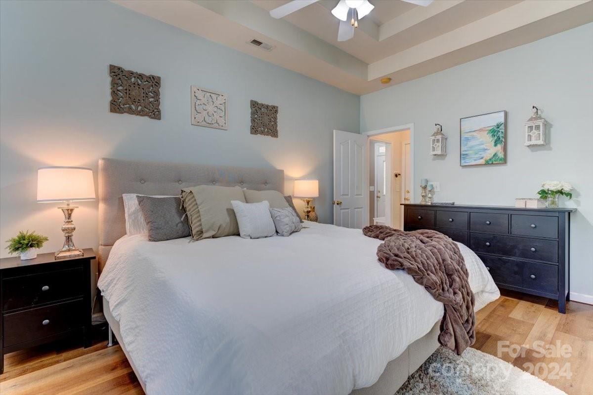 1109 Steele Meadows Drive Unit: 18