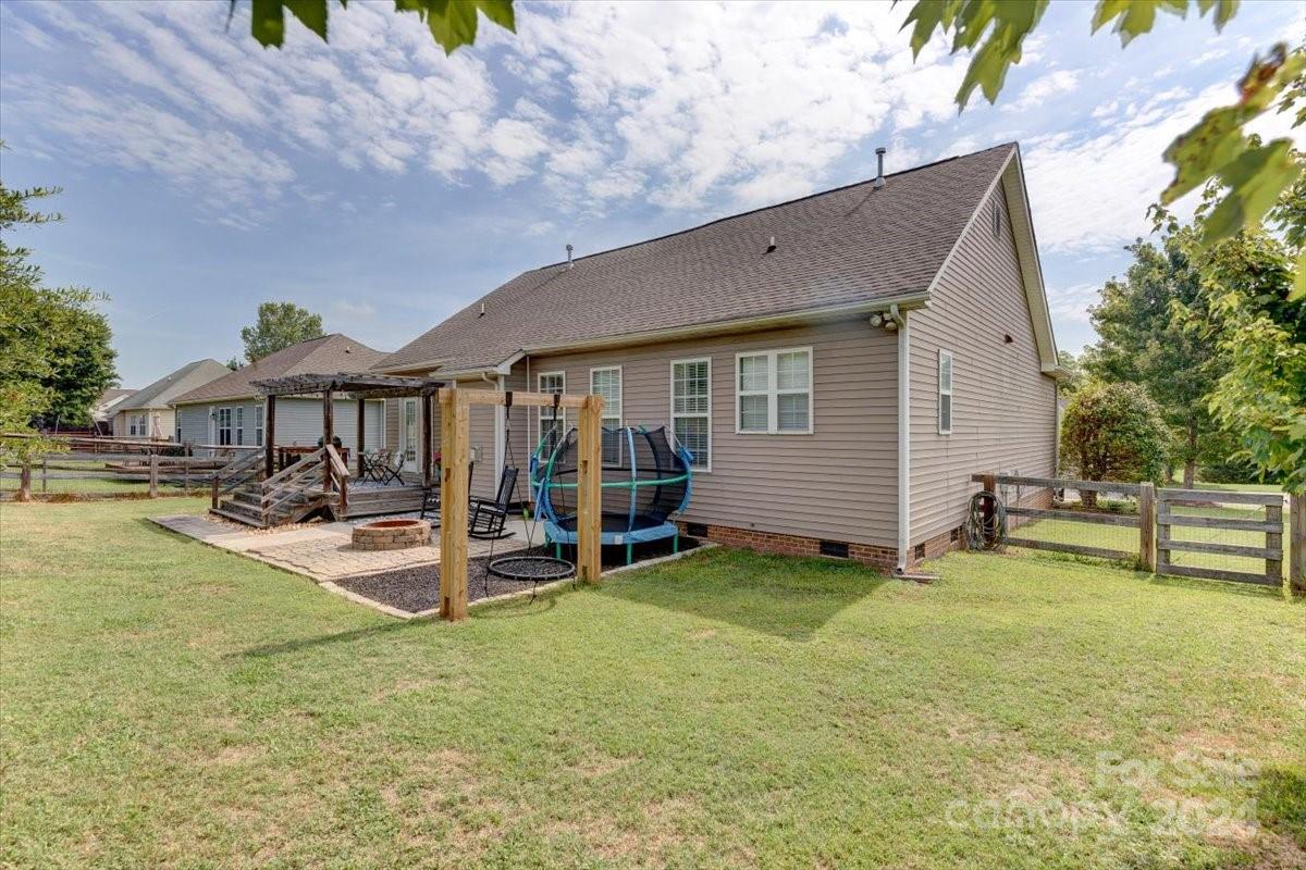 1109 Steele Meadows Drive Unit: 18