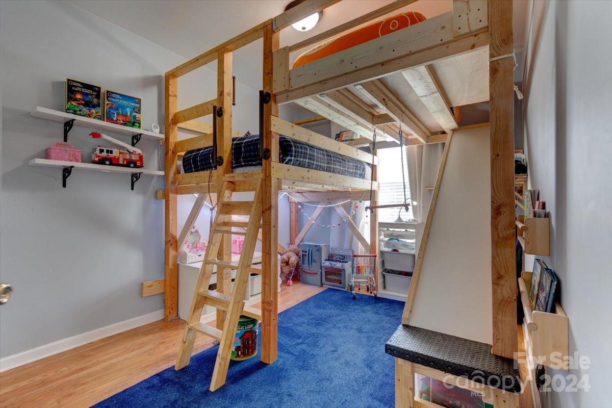 1109 Steele Meadows Drive Unit: 18