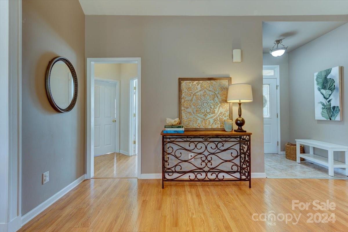 1109 Steele Meadows Drive Unit: 18