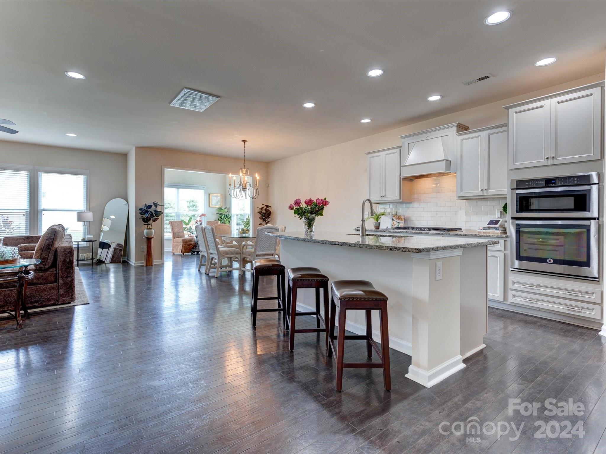 8896 Gladden Hill Lane