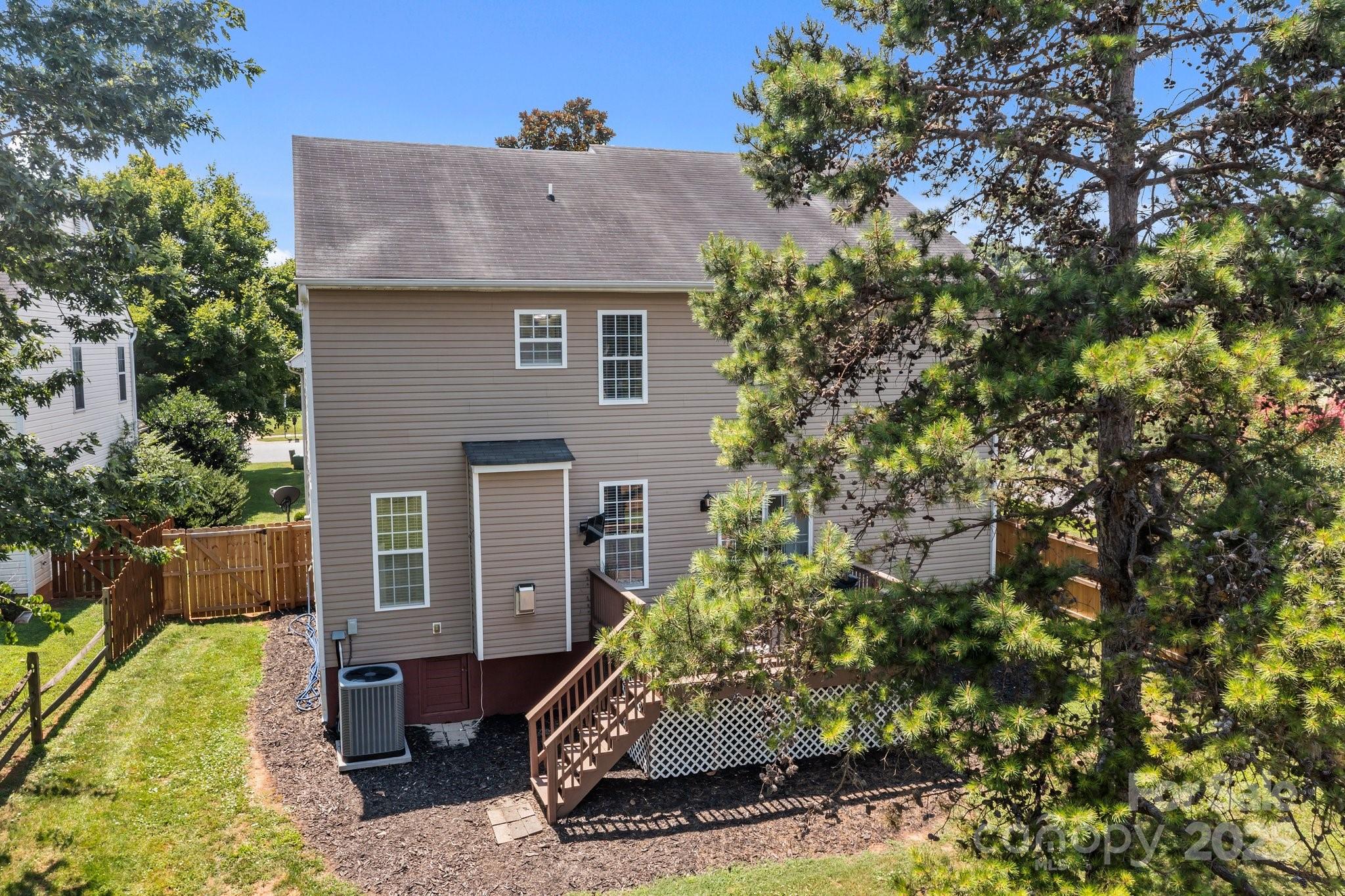 103 Royalton Road