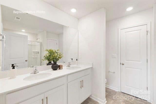 1324 Equestrian Lane