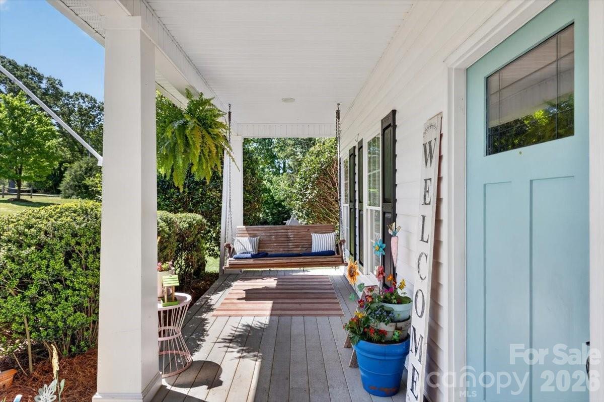 1048 Brevard Place Road