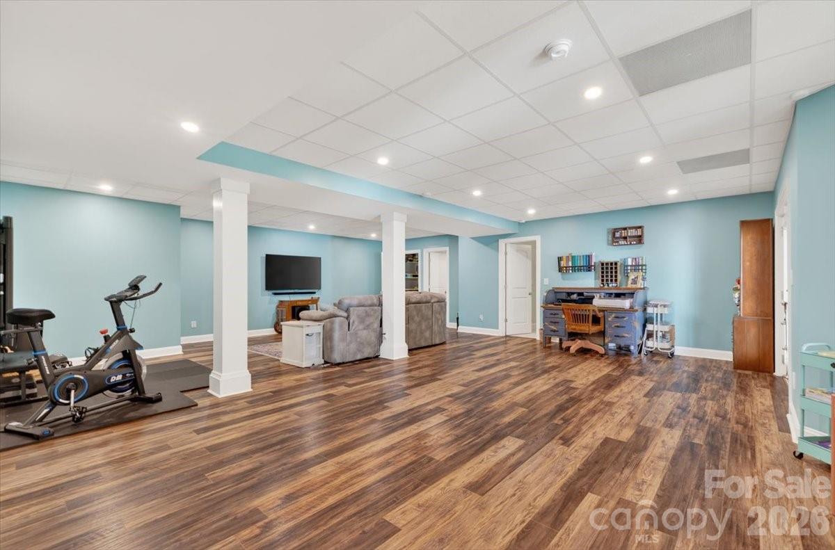 1048 Brevard Place Road