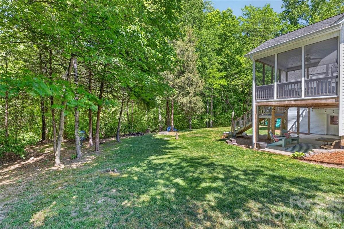 1048 Brevard Place Road