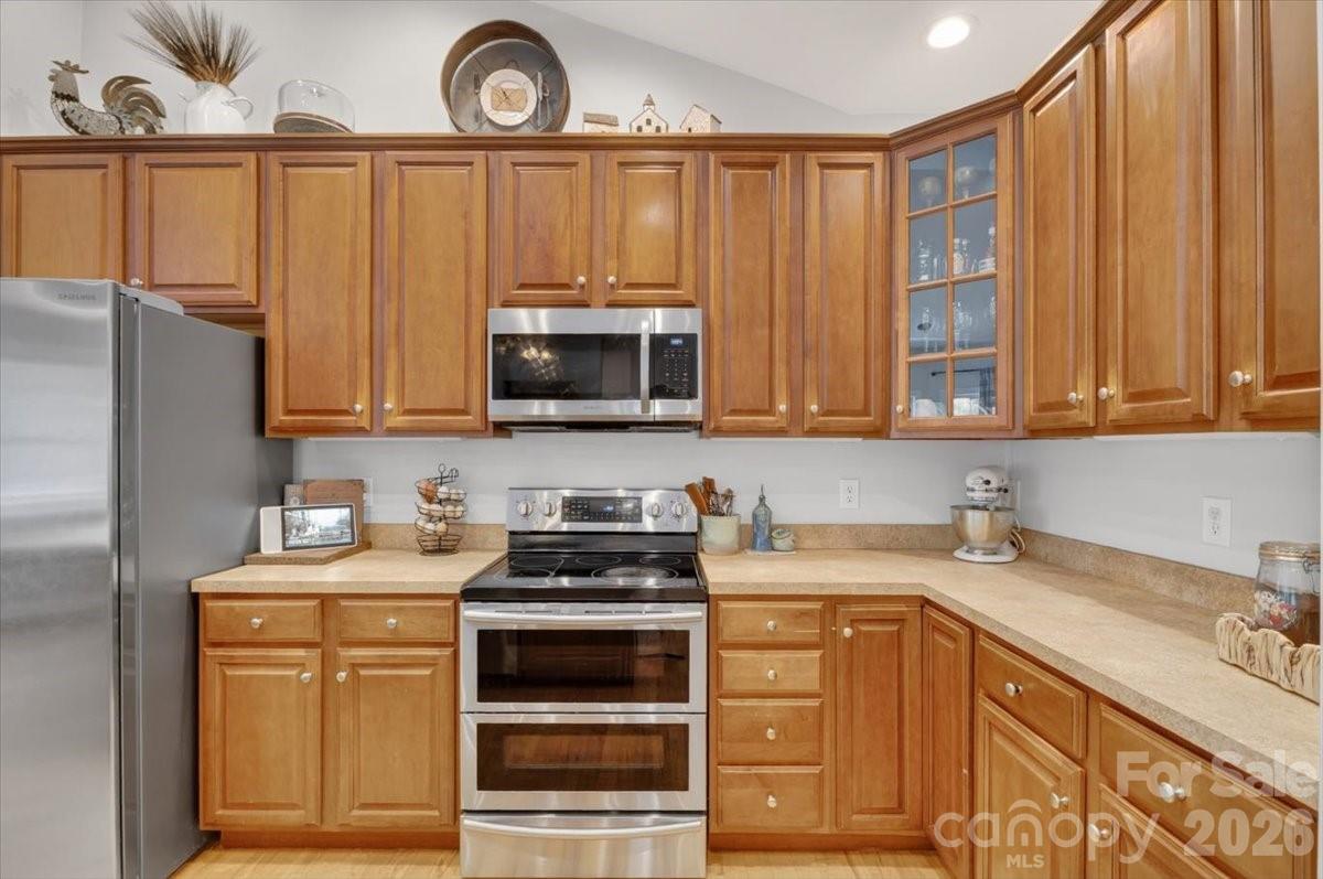 1048 Brevard Place Road