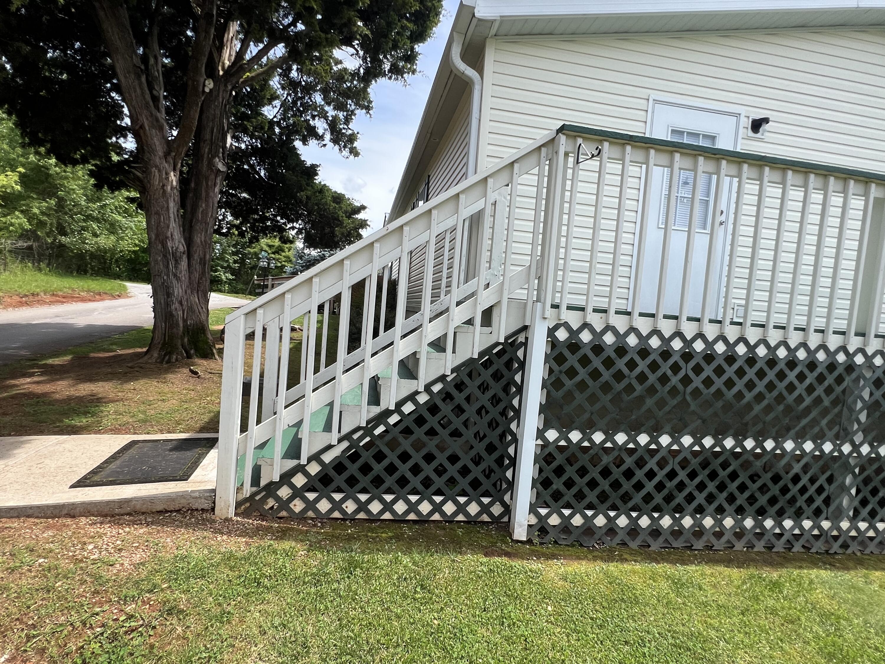 205 Don Thompson Road