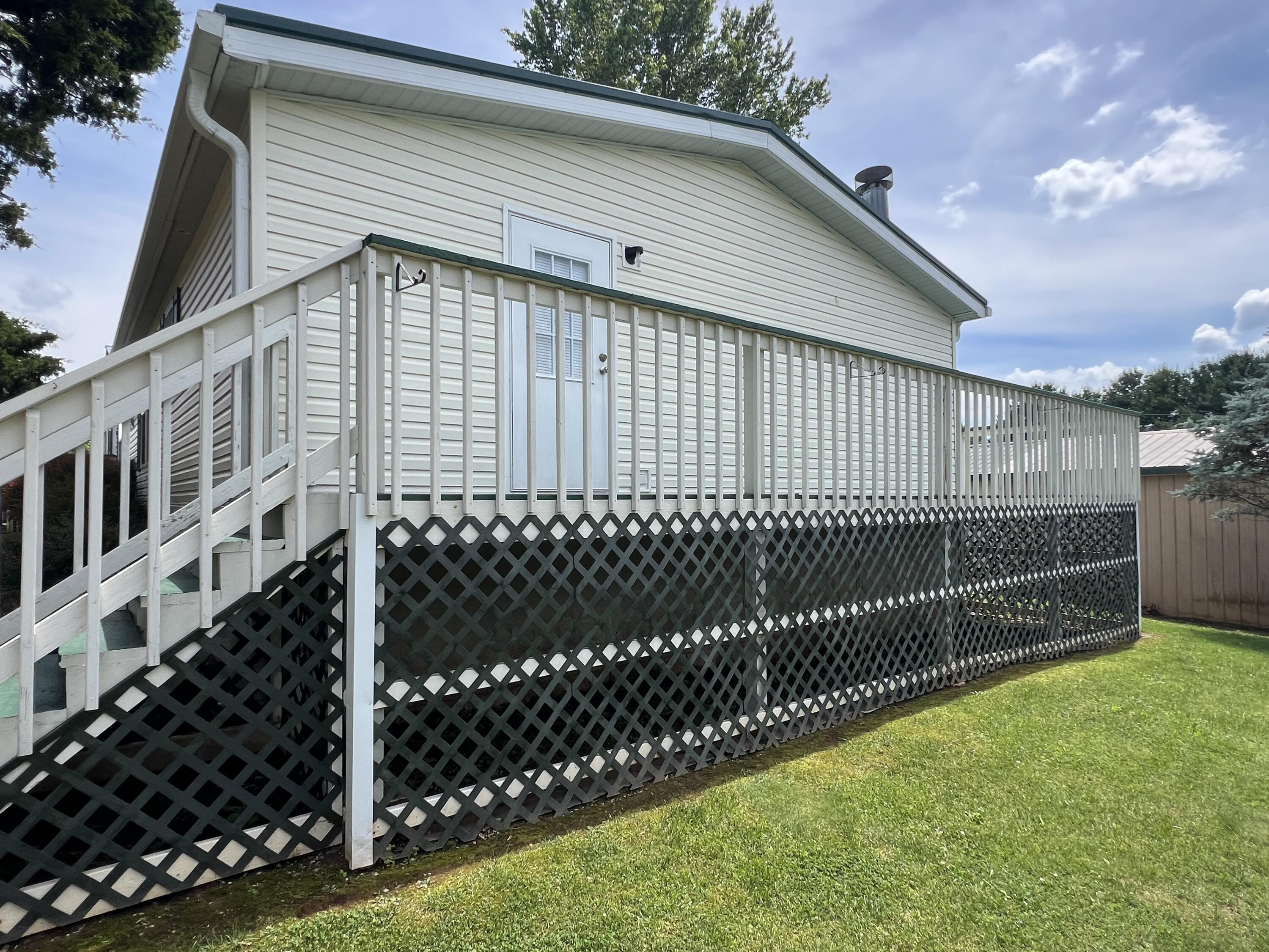 205 Don Thompson Road