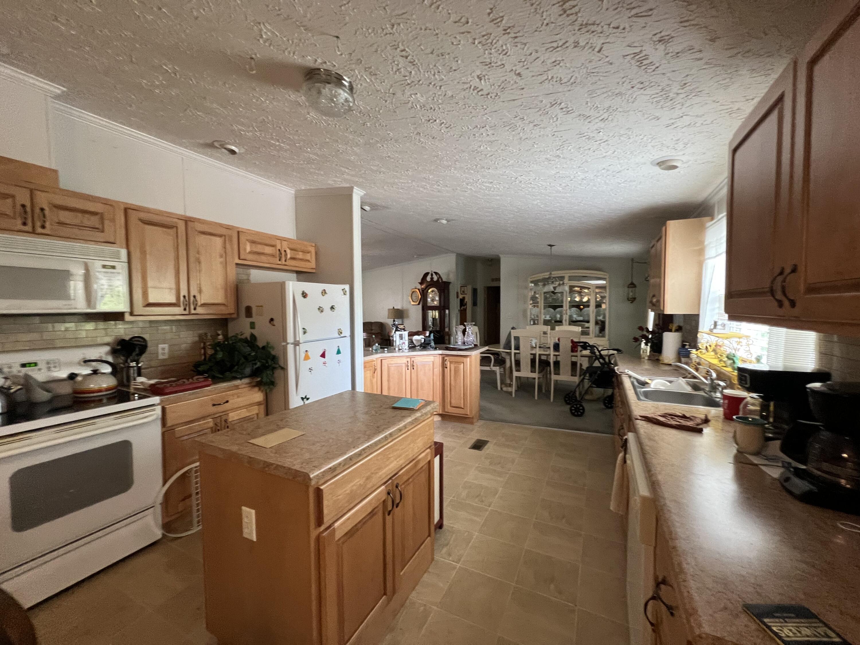 205 Don Thompson Road