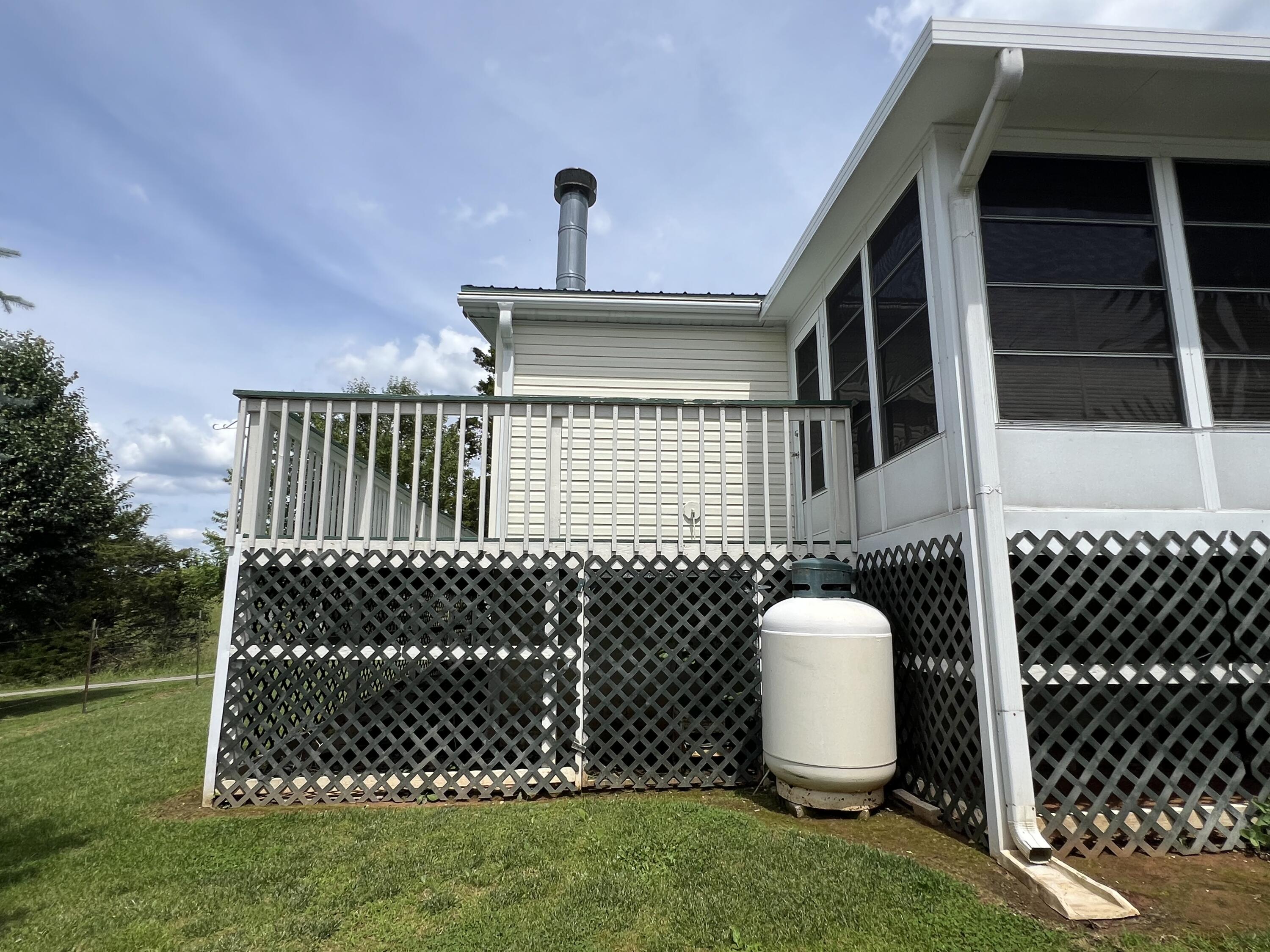 205 Don Thompson Road