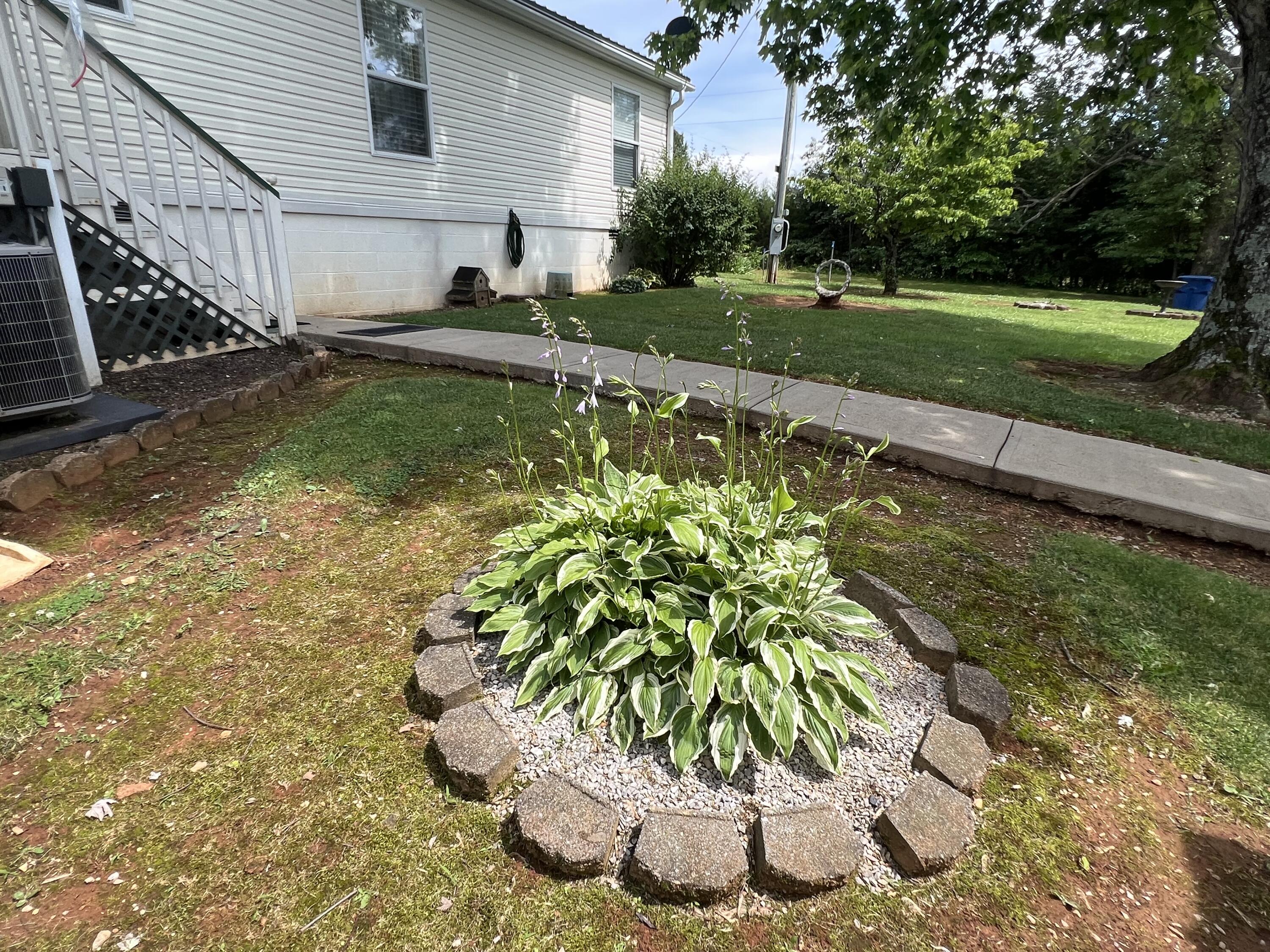 205 Don Thompson Road