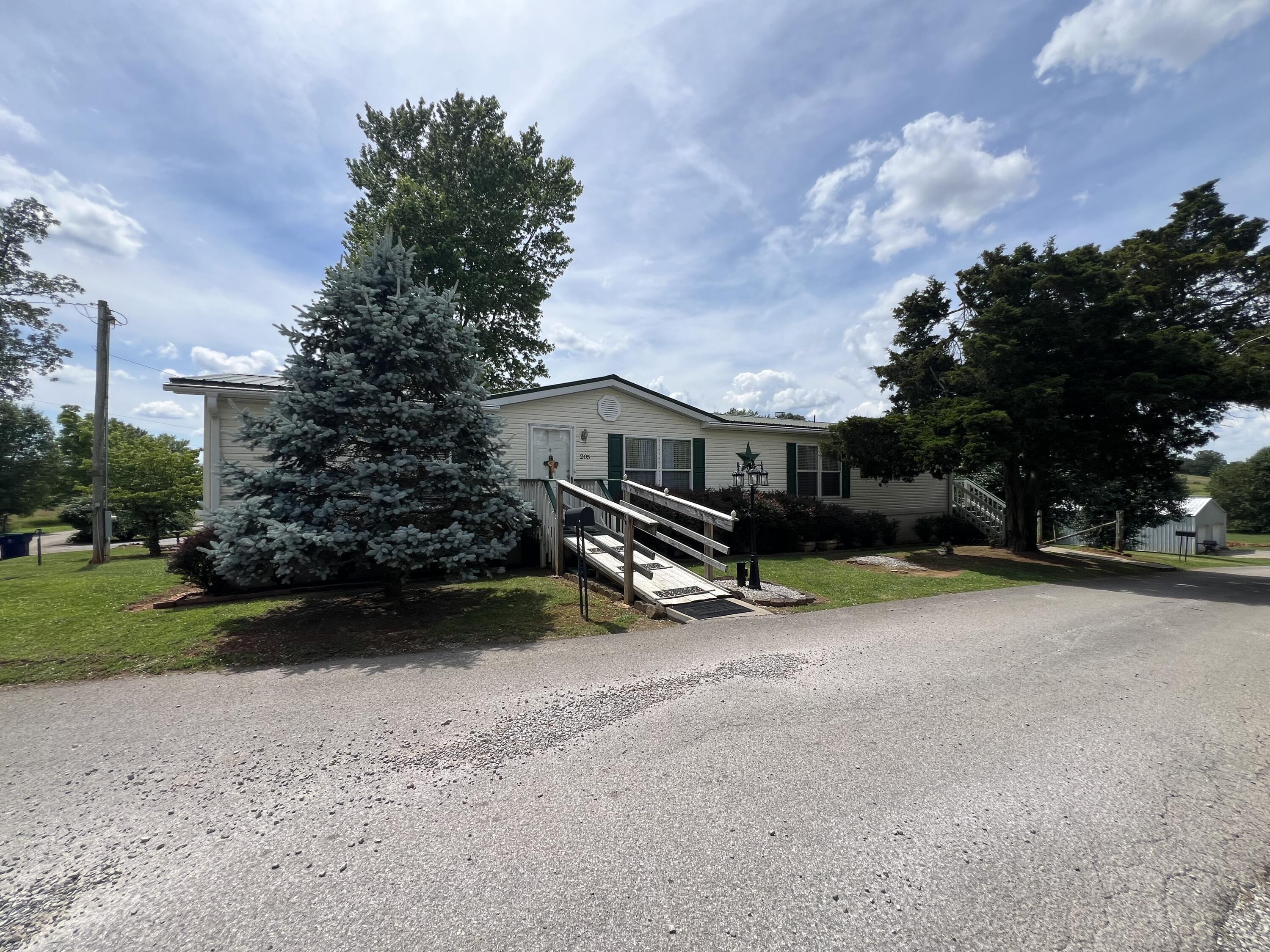 205 Don Thompson Road