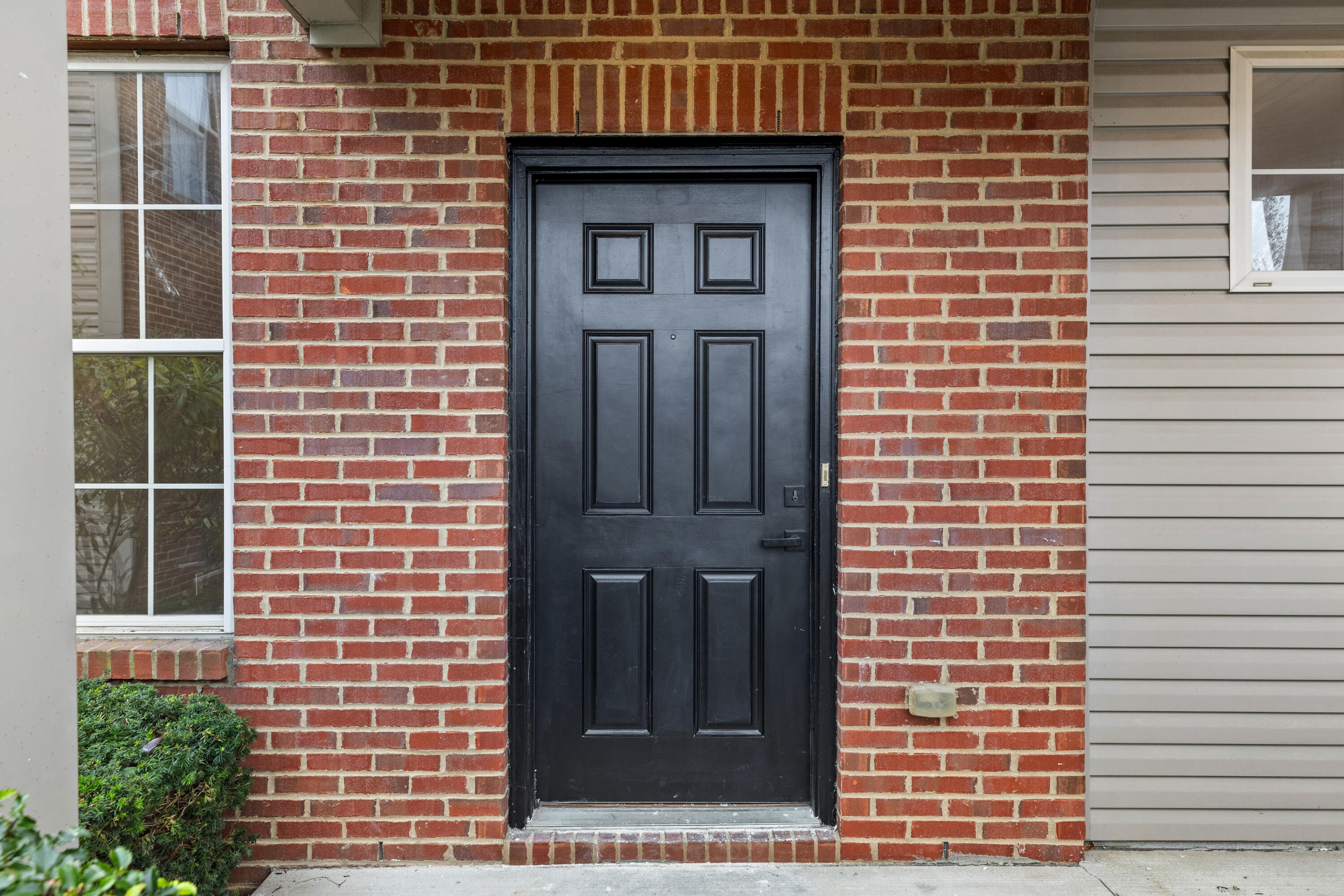 3717 Lochdale Terrace