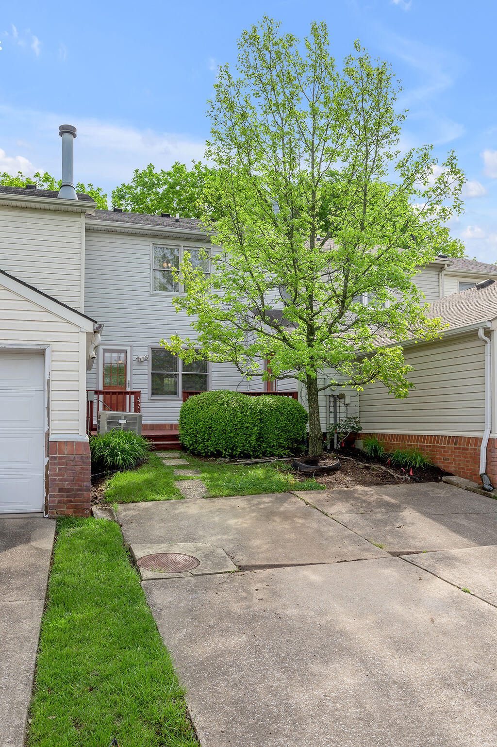 4731 Hartland Parkway