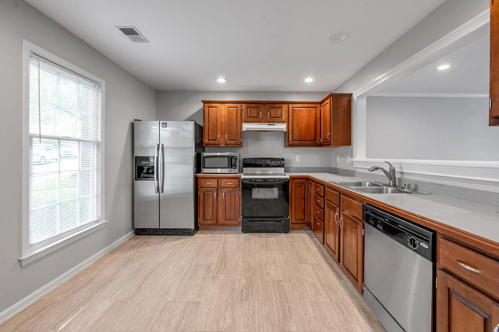 4731 Hartland Parkway