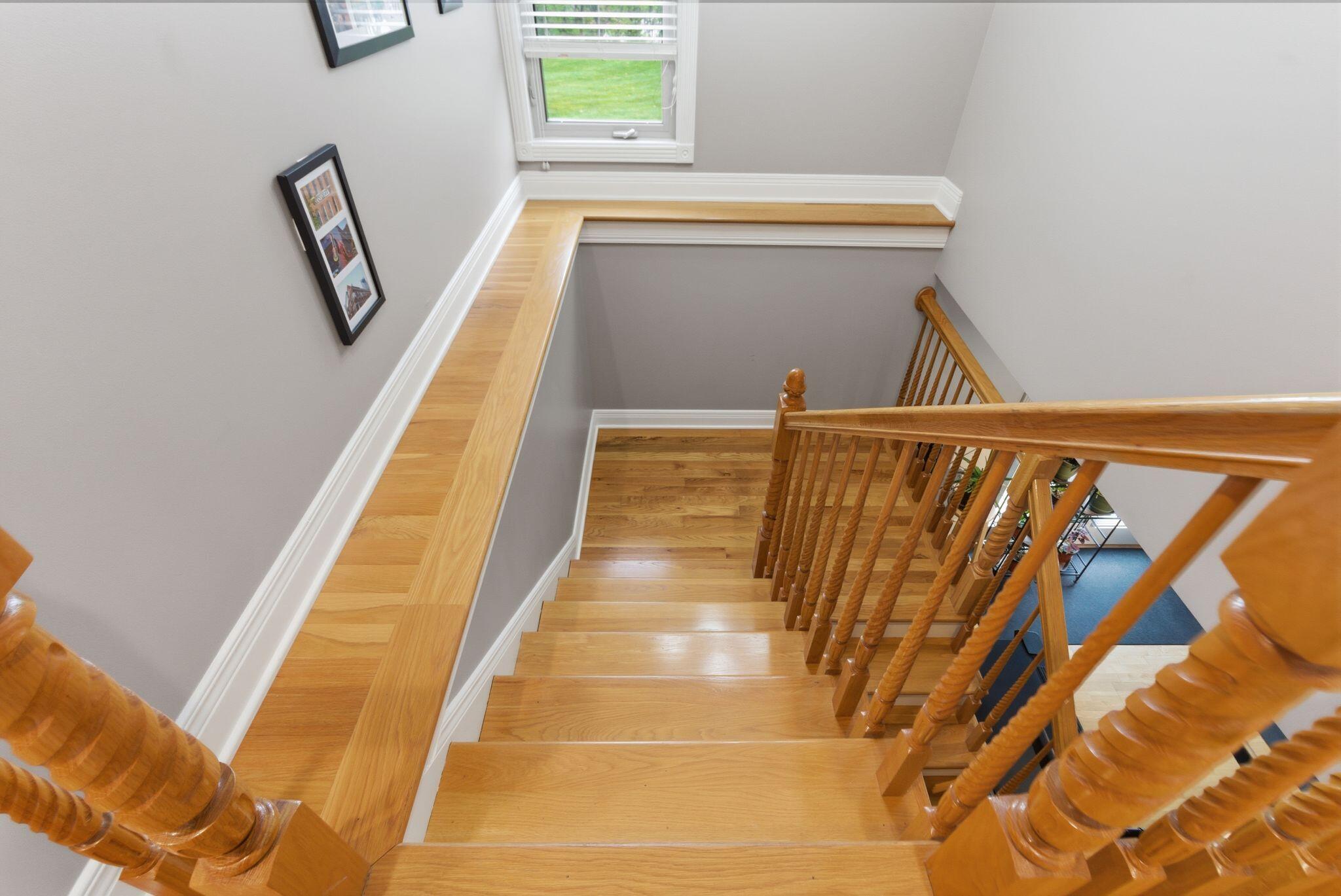 102 Jeannette Avenue