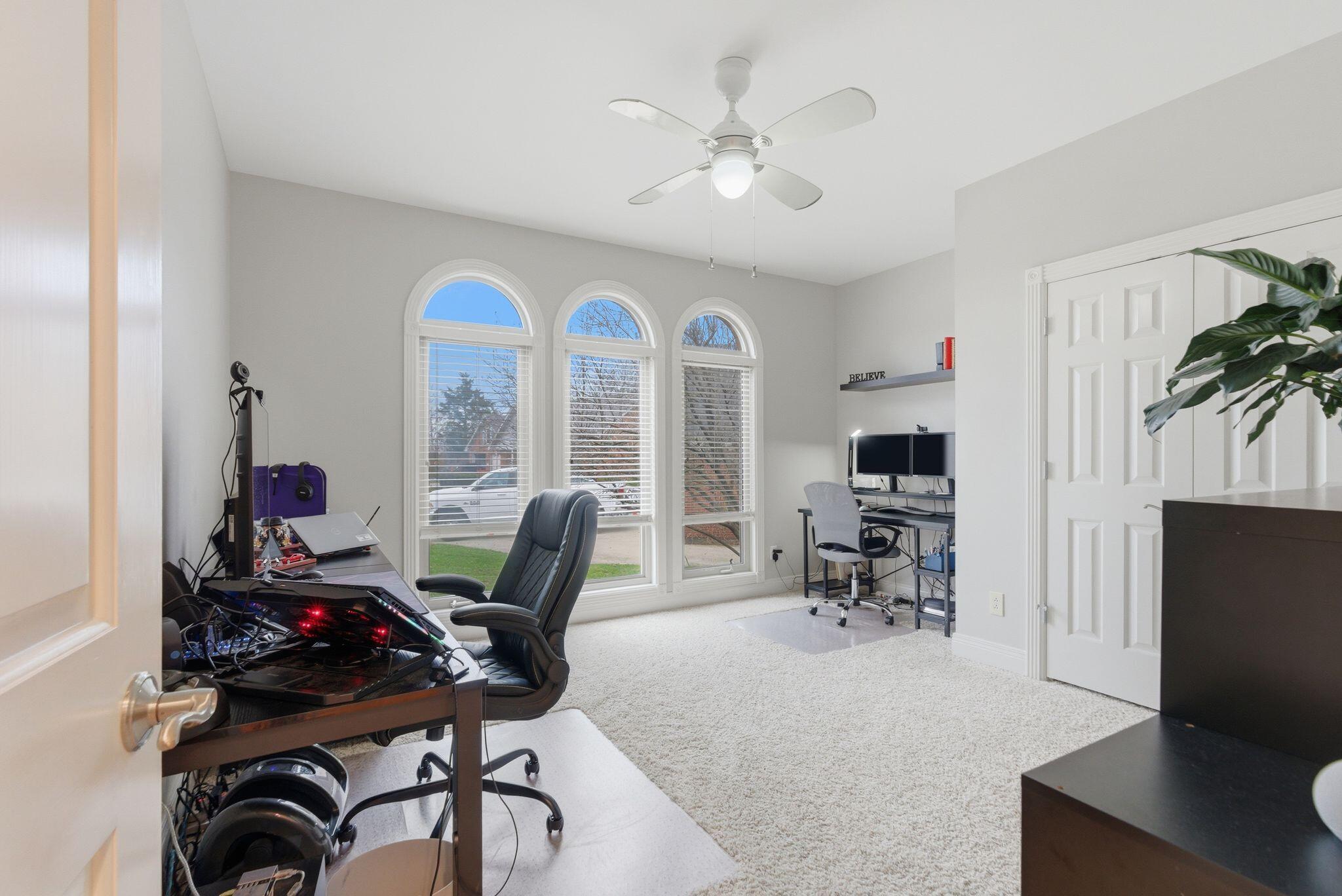 102 Jeannette Avenue