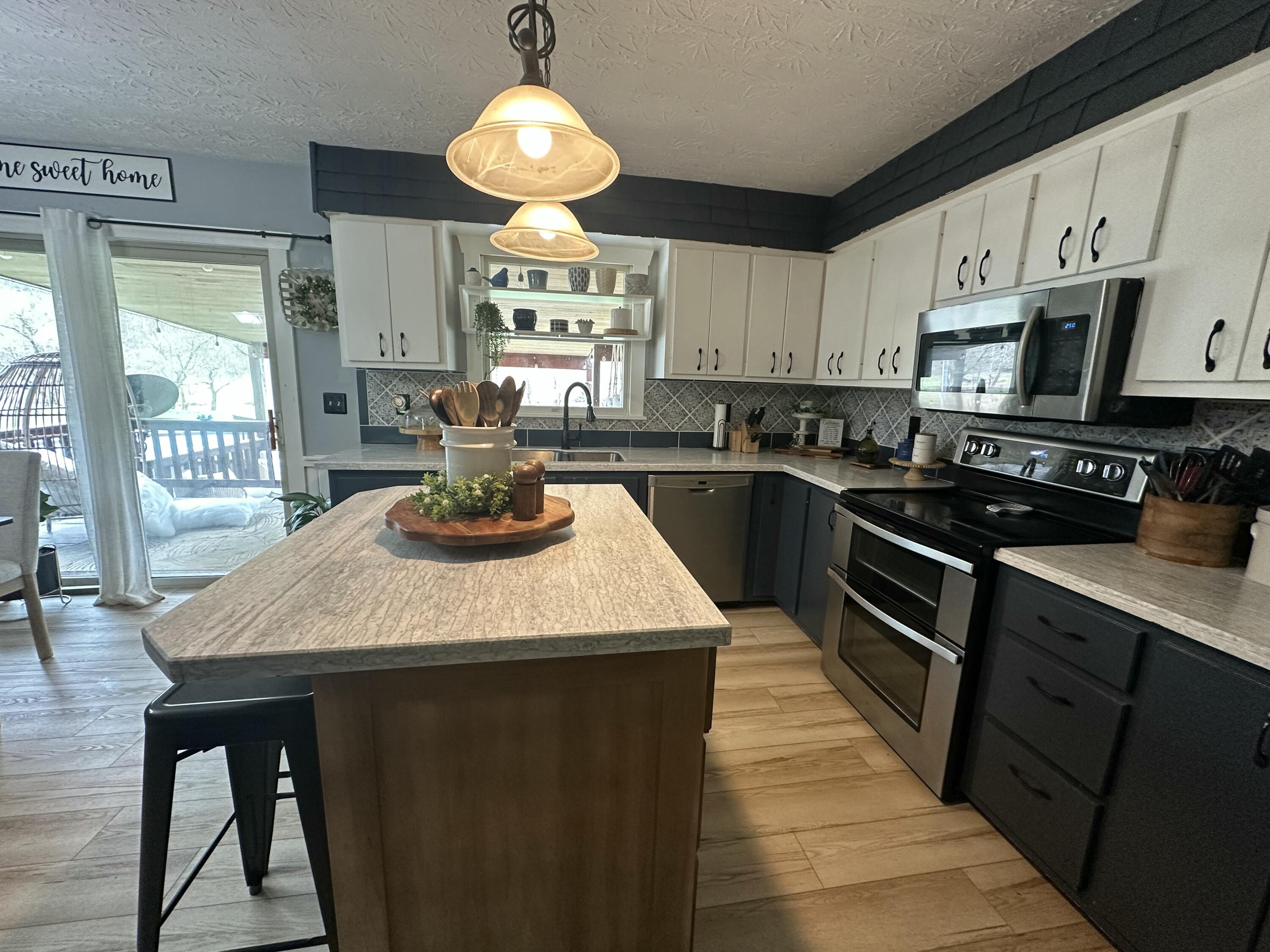 2461 John Watts Road
