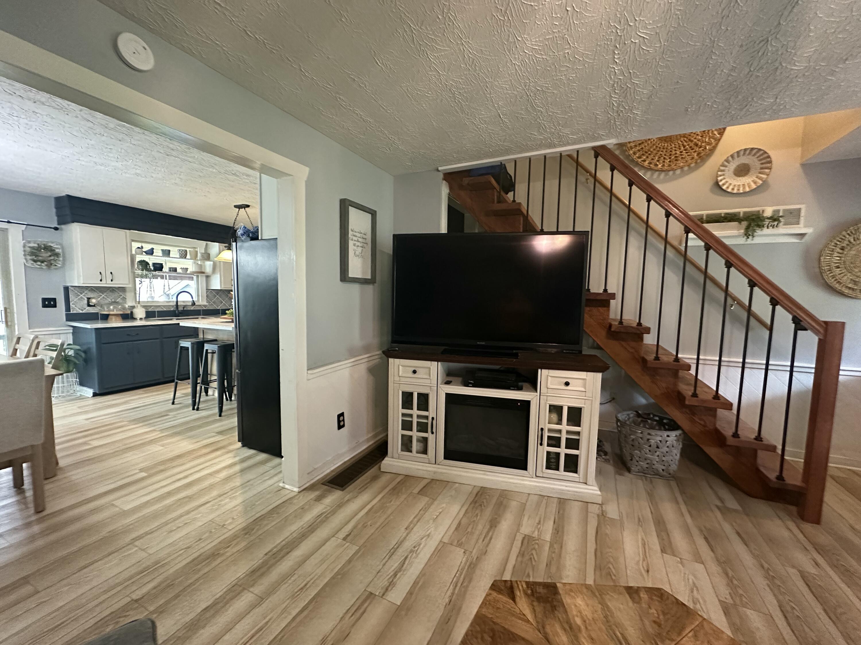 2461 John Watts Road