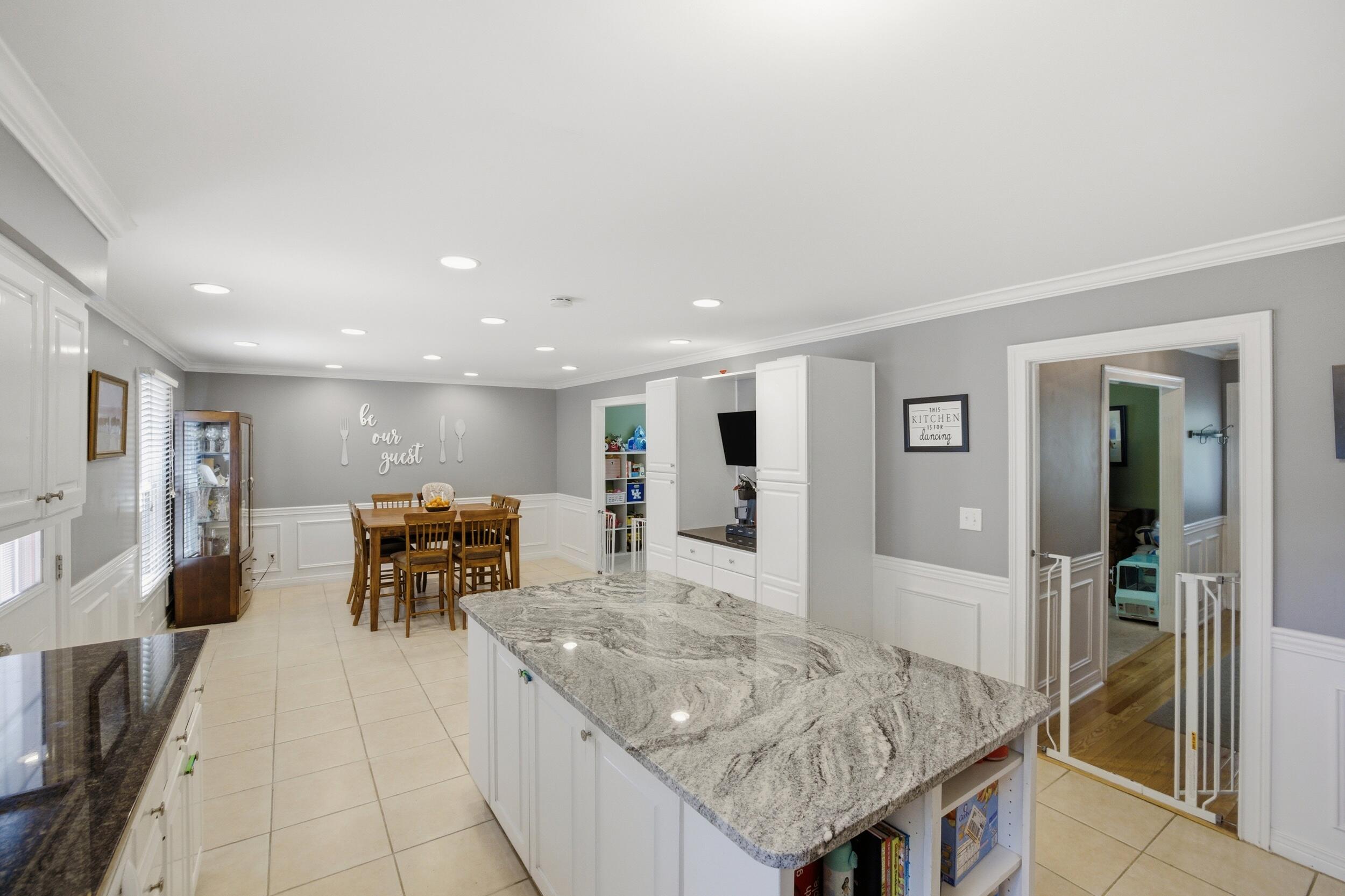 4704 Bud Lane