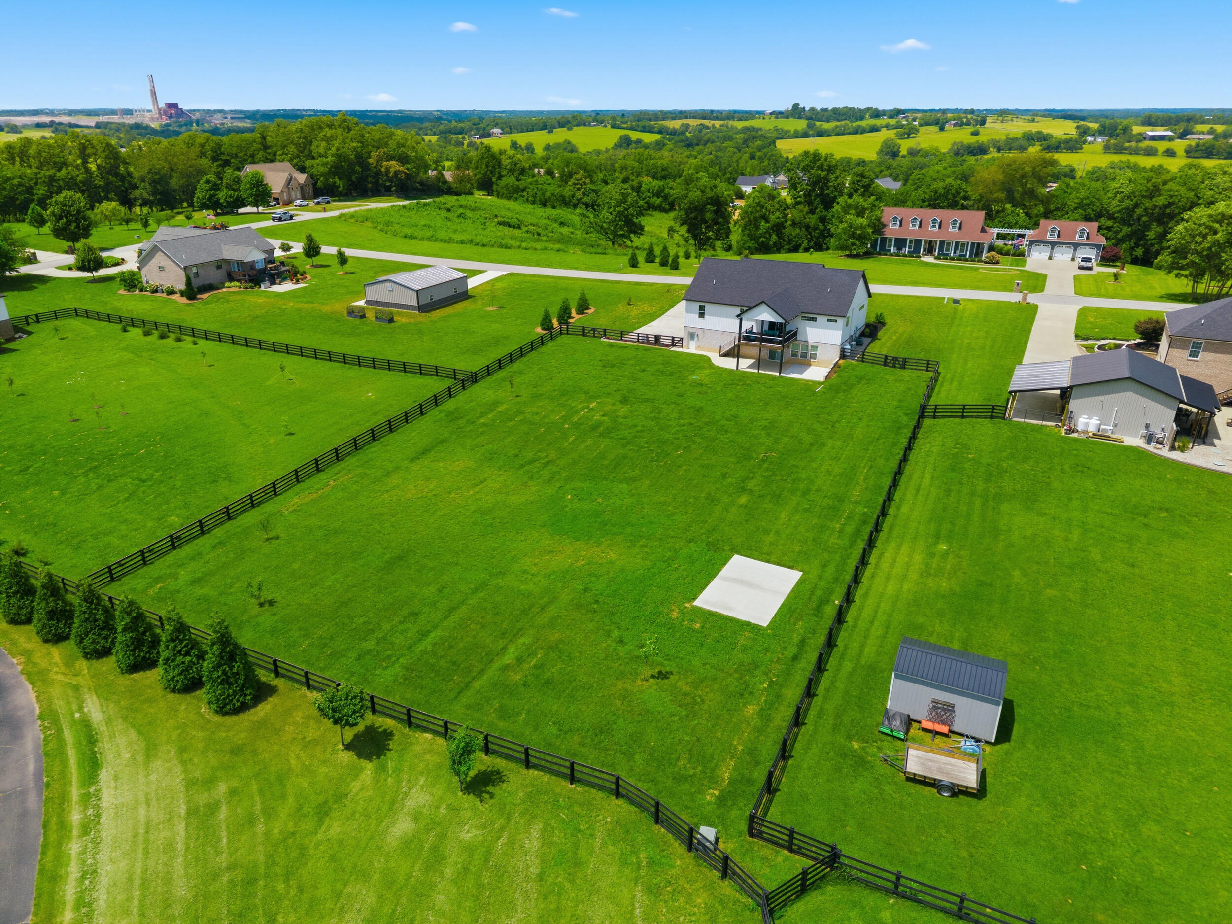 76 Woodspoint Drive
