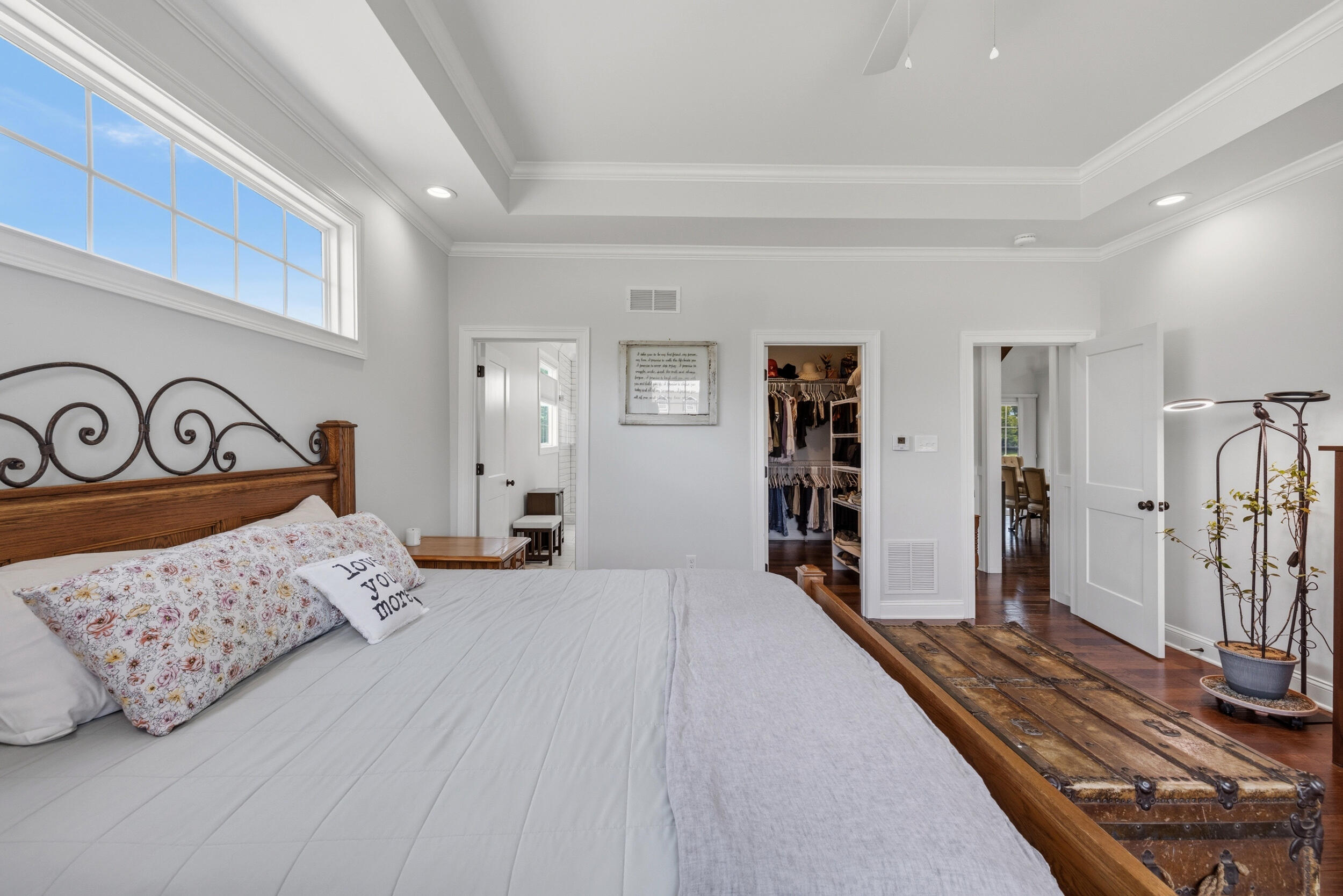 76 Woodspoint Drive