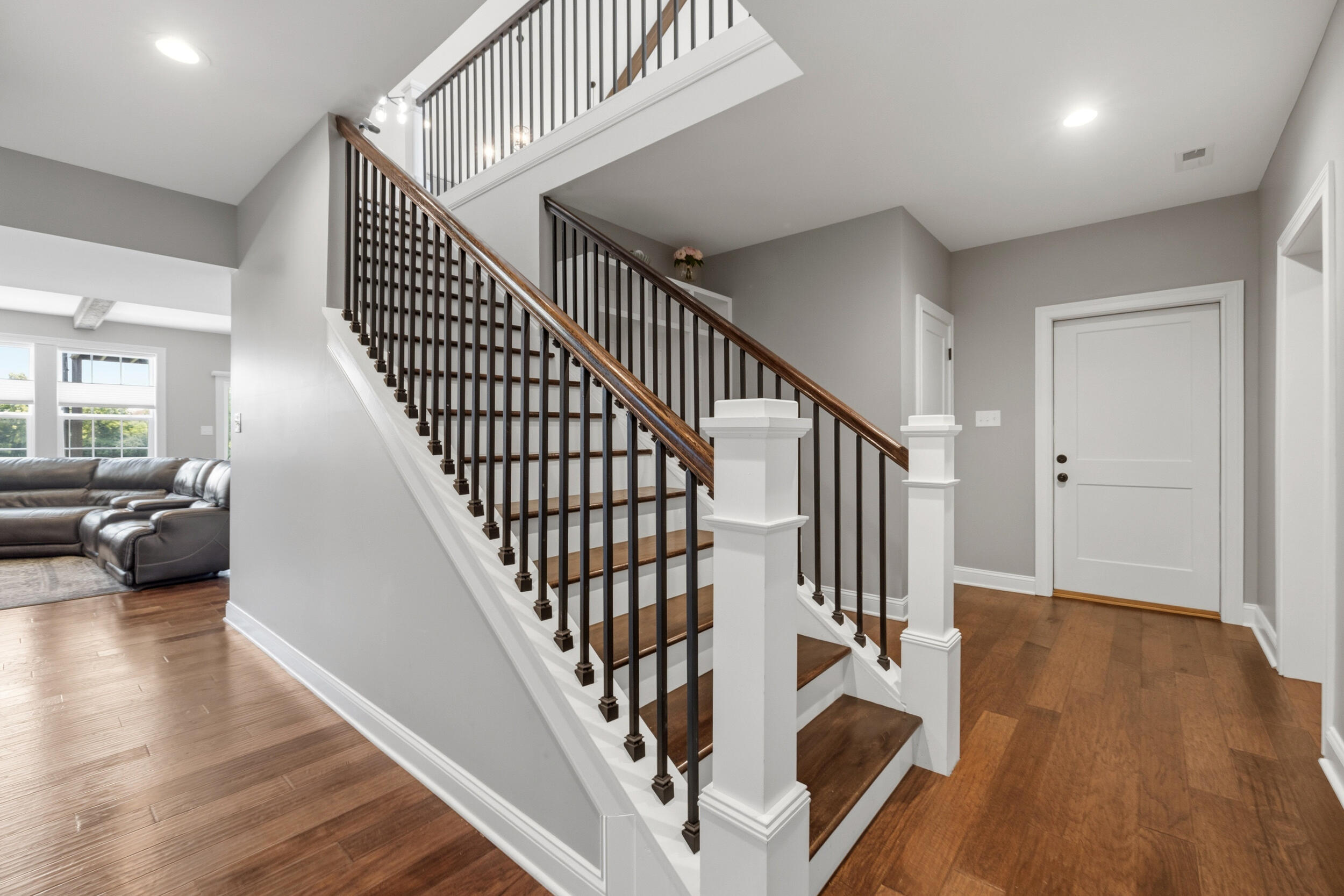 76 Woodspoint Drive