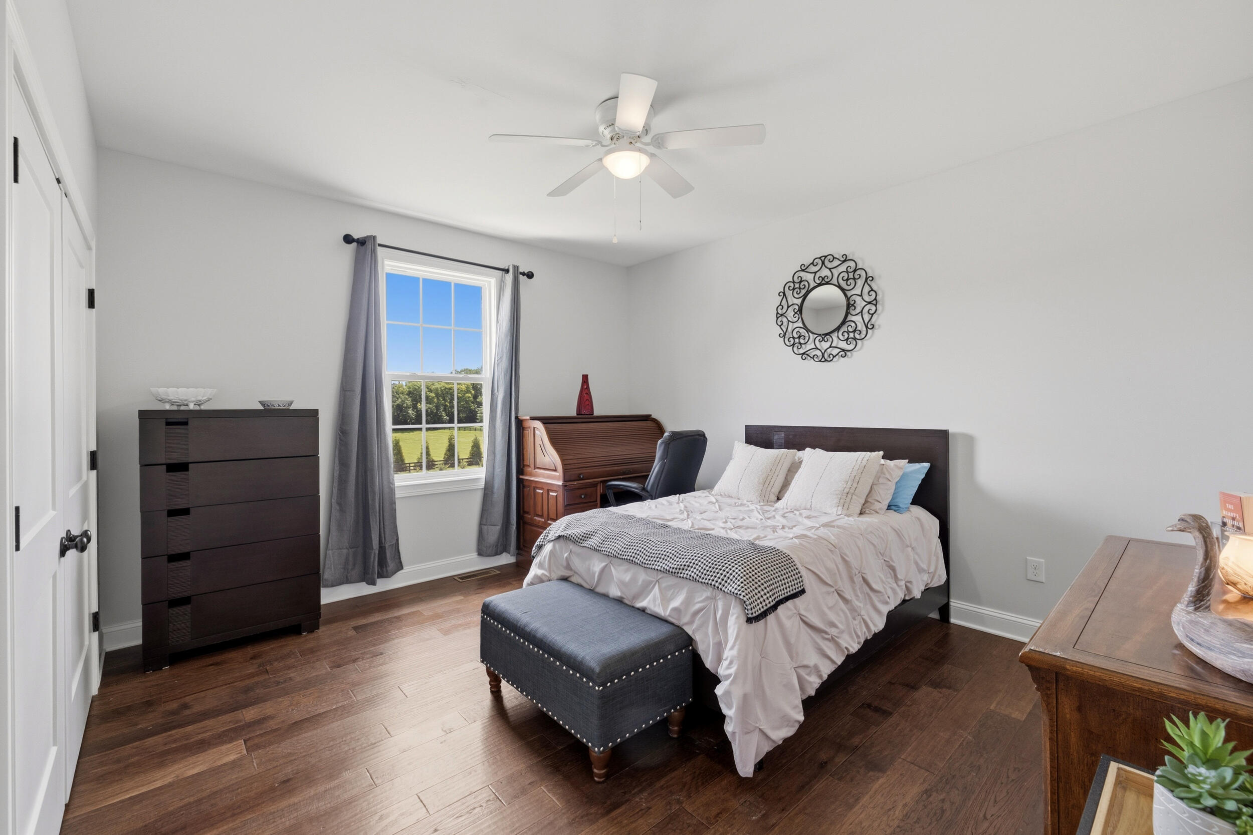 76 Woodspoint Drive