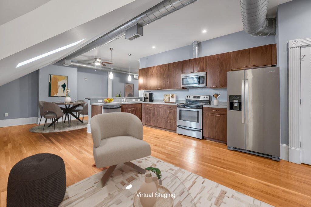 275 S Limestone 310