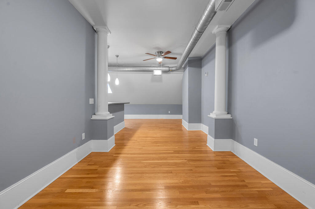 275 S Limestone 310