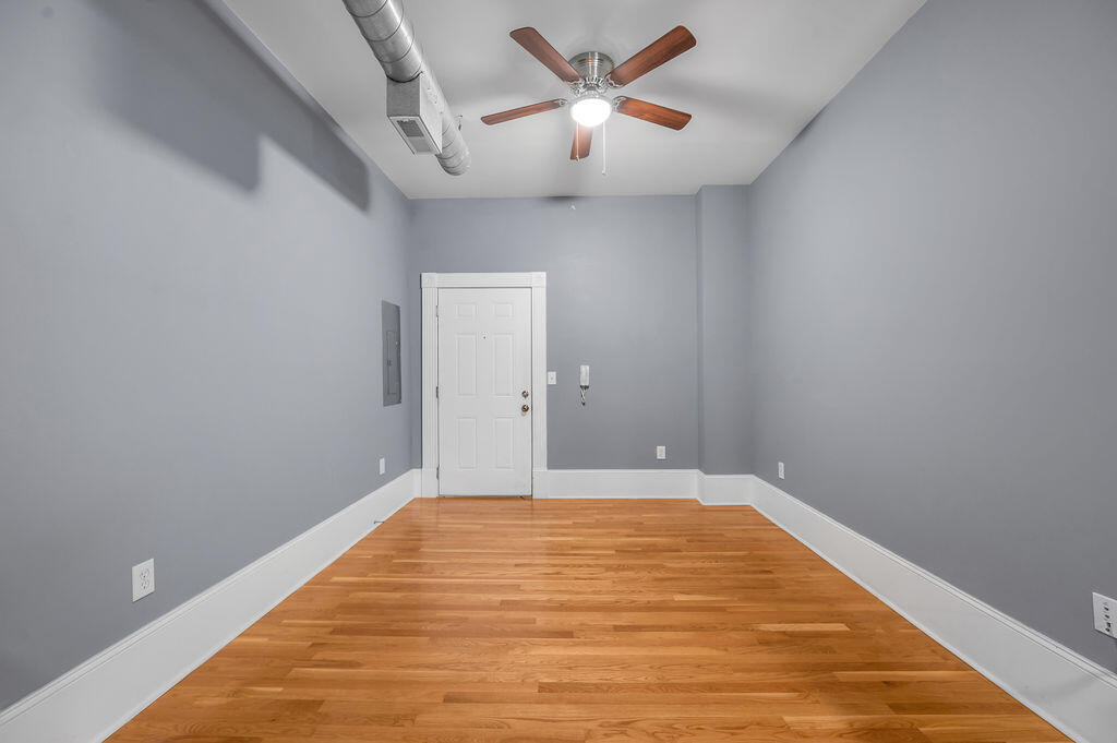 275 S Limestone 310